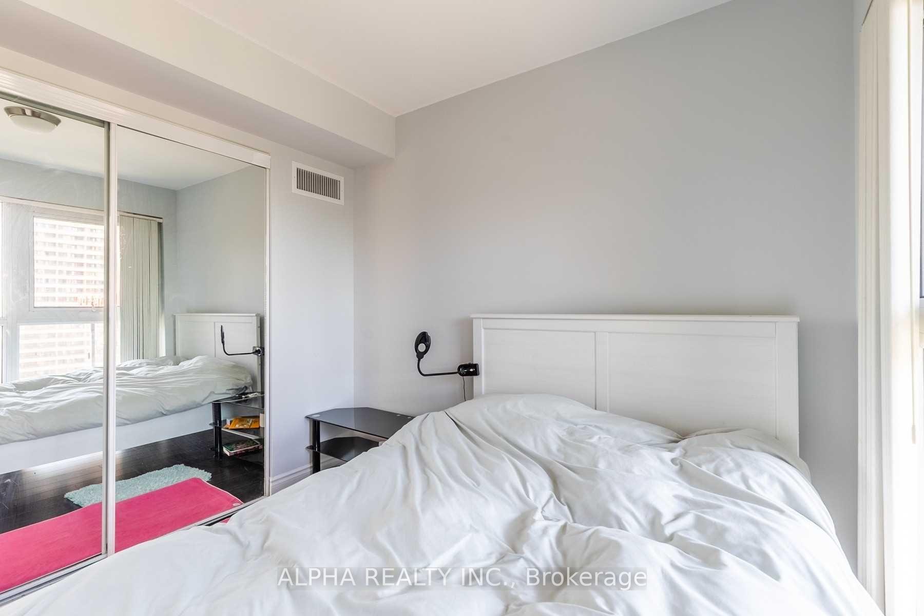 Photo 15 of Unit 1602, 28 Ted Rogers Way, Toronto, Church-Yonge Corridor — HOMEH