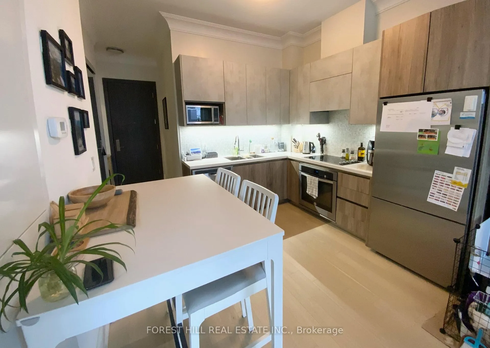 Photo 2 of Unit Rg27, 25 Water Walk Drive, Markham, Unionville — HOMEH