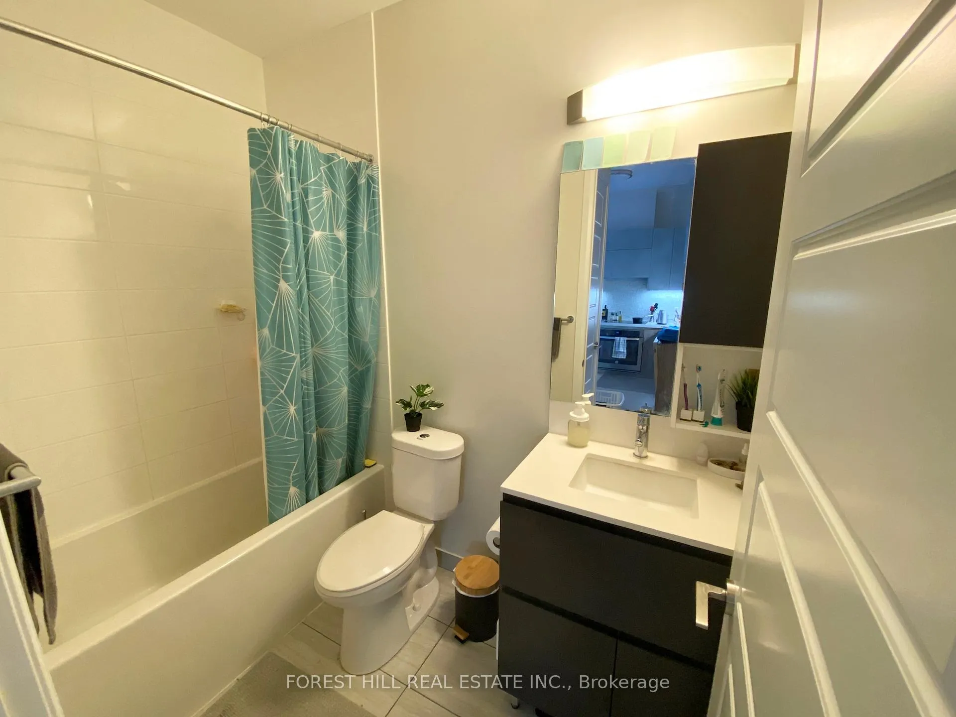 Photo 4 of Unit Rg27, 25 Water Walk Drive, Markham, Unionville — HOMEH