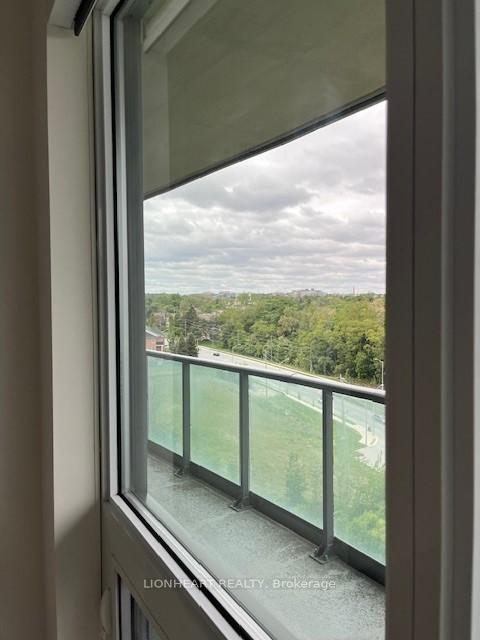 Photo 10 of Unit 704, 35 Brian Peck Crescent, Toronto, Thorncliffe Park — HOMEH