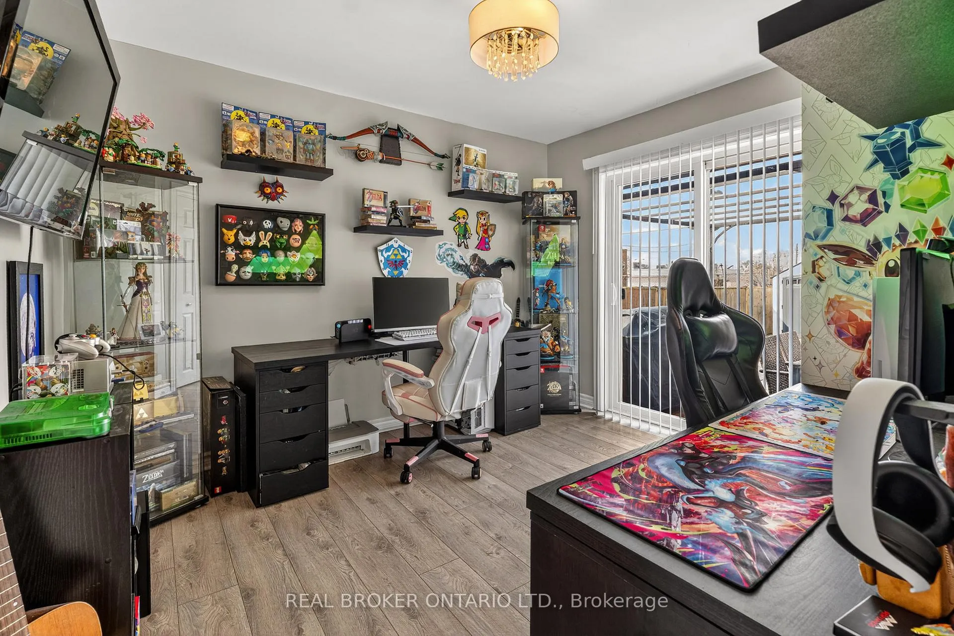 Photo 12 of 325 Crowland Avenue, Welland, Lincoln/Crowland — HOMEH