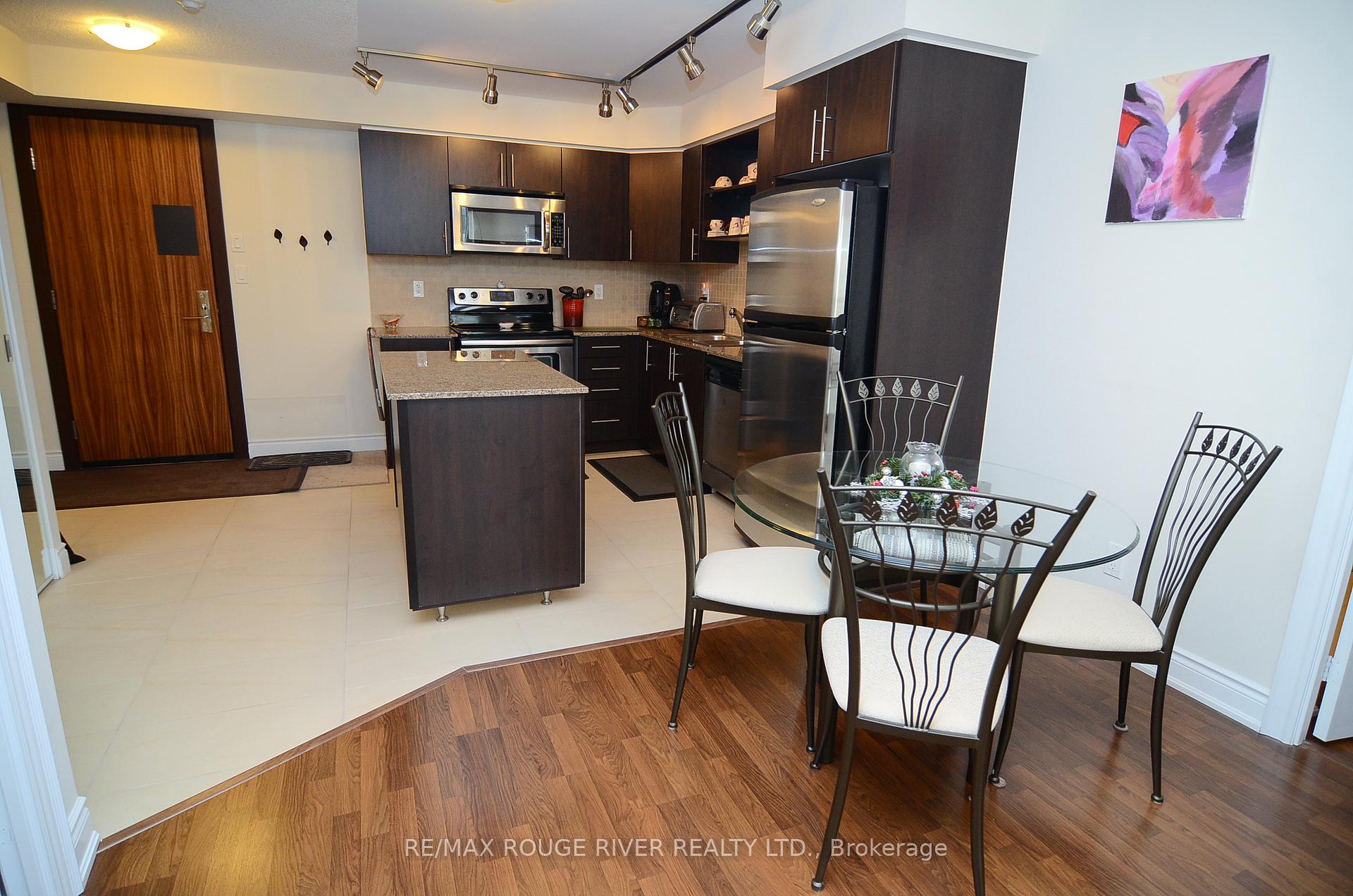 Photo 8 of Unit 308, 60 South Town Centre Boulevard, Markham, Unionville — HOMEH