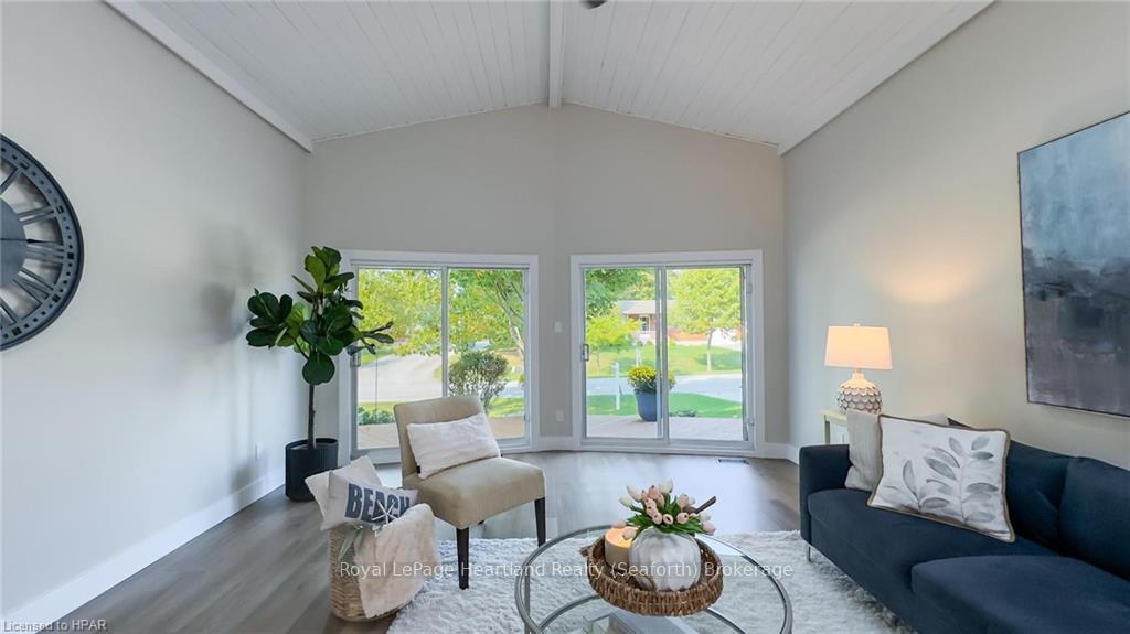 Photo 7 of 22 Hamilton Street, Bluewater, Bayfield — HOMEH