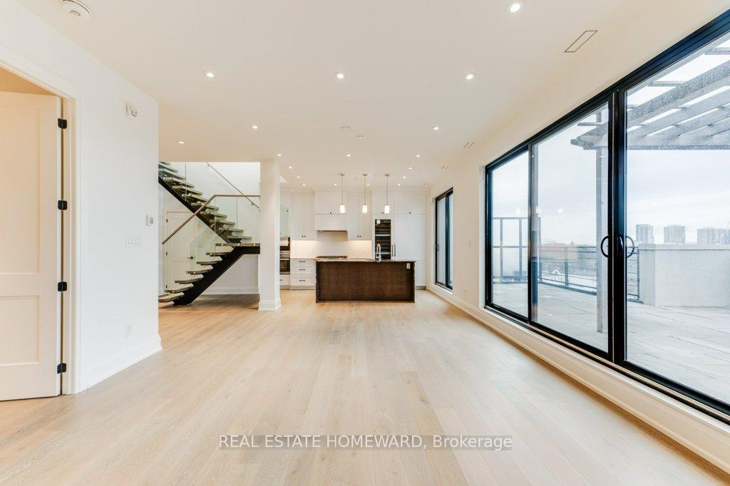 Photo 6 of Unit PH 5, 365 Beech Avenue, Toronto, The Beaches — HOMEH