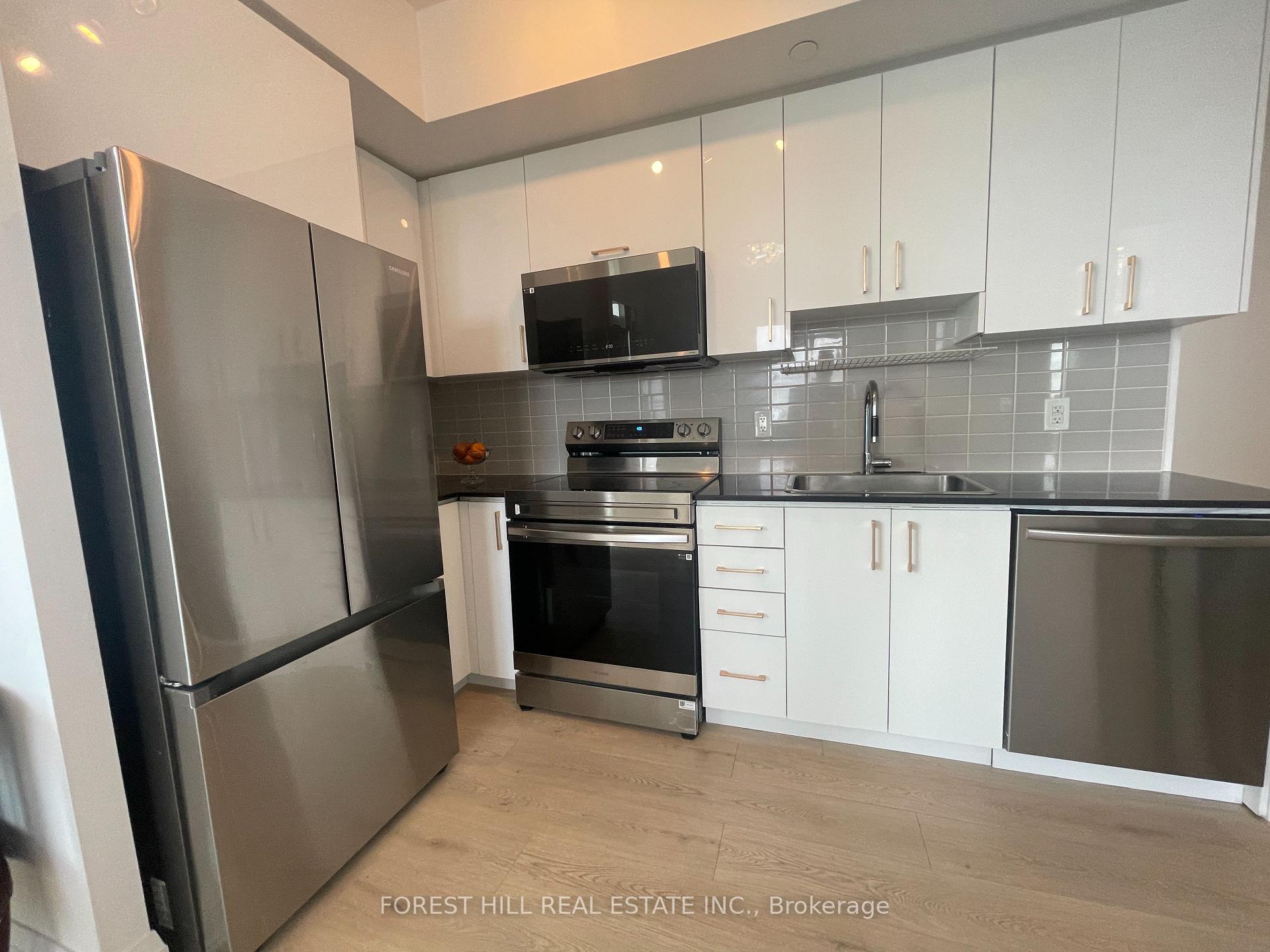 Photo 2 of Unit 1701, 7171 Yonge Street, Markham, Thornhill — HOMEH