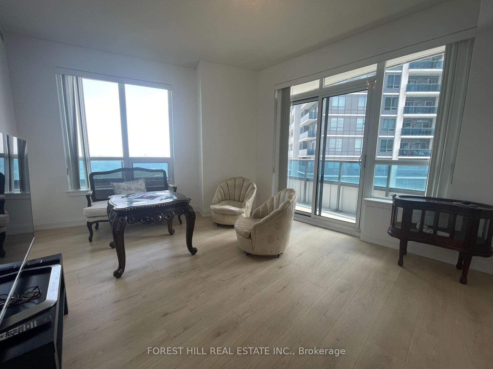Photo 5 of Unit 1701, 7171 Yonge Street, Markham, Thornhill — HOMEH