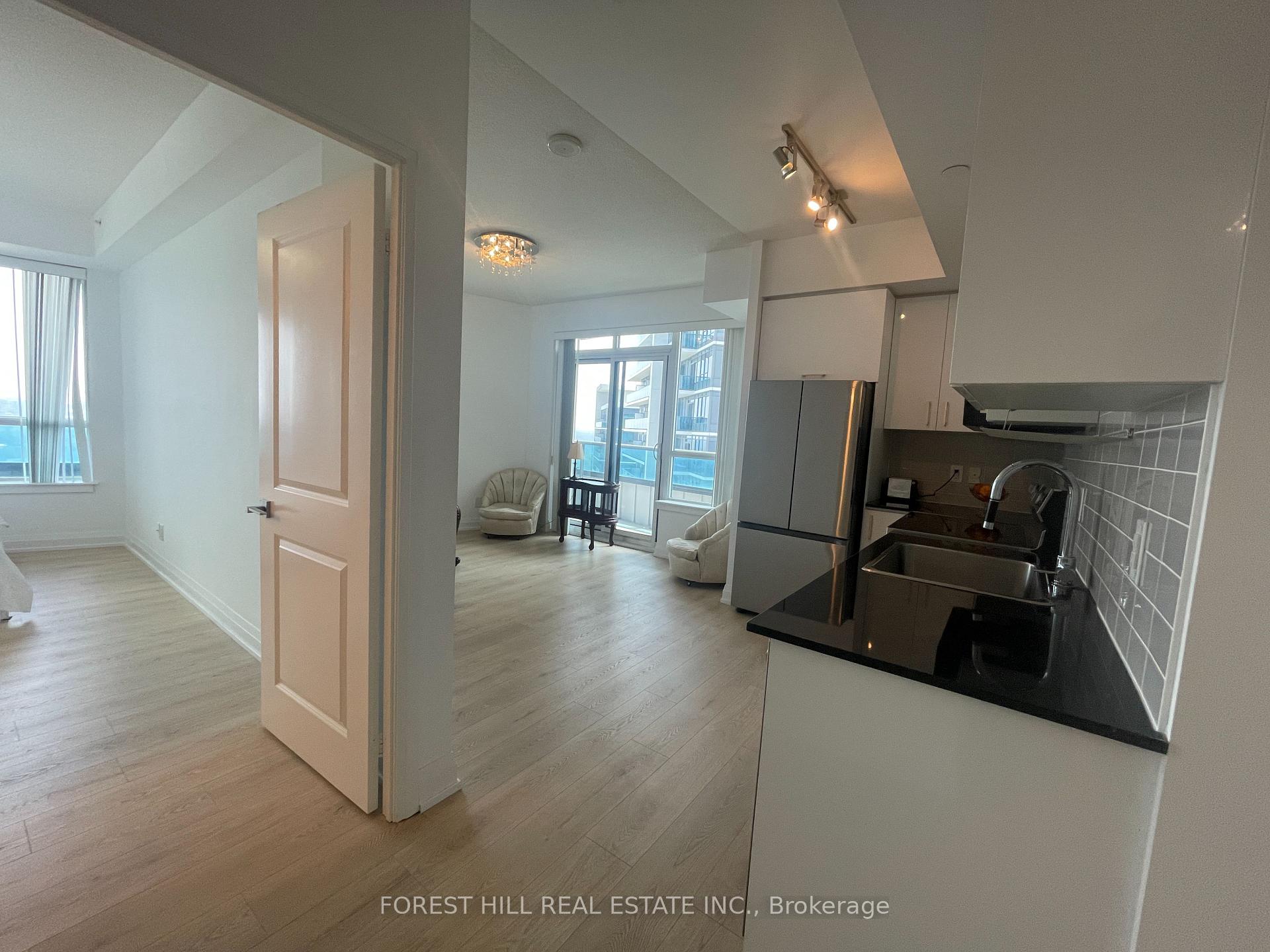 Photo 9 of Unit 1701, 7171 Yonge Street, Markham, Thornhill — HOMEH