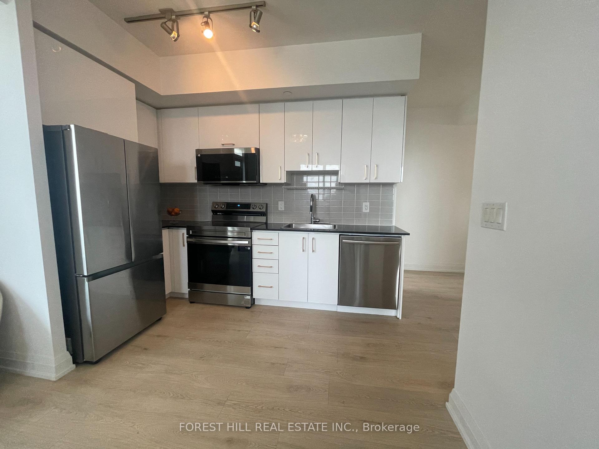 Photo 10 of Unit 1701, 7171 Yonge Street, Markham, Thornhill — HOMEH