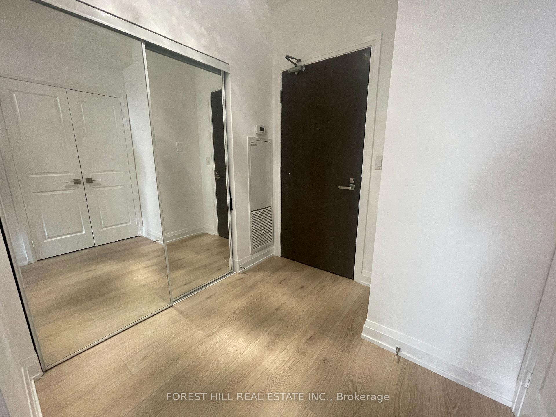 Photo 15 of Unit 1701, 7171 Yonge Street, Markham, Thornhill — HOMEH