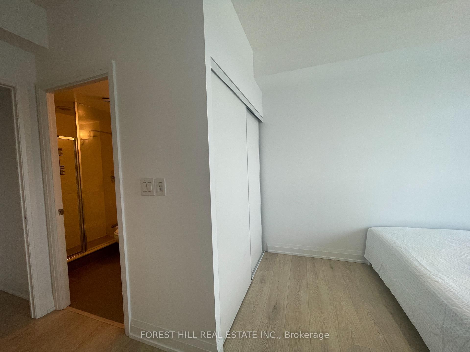 Photo 20 of Unit 1701, 7171 Yonge Street, Markham, Thornhill — HOMEH