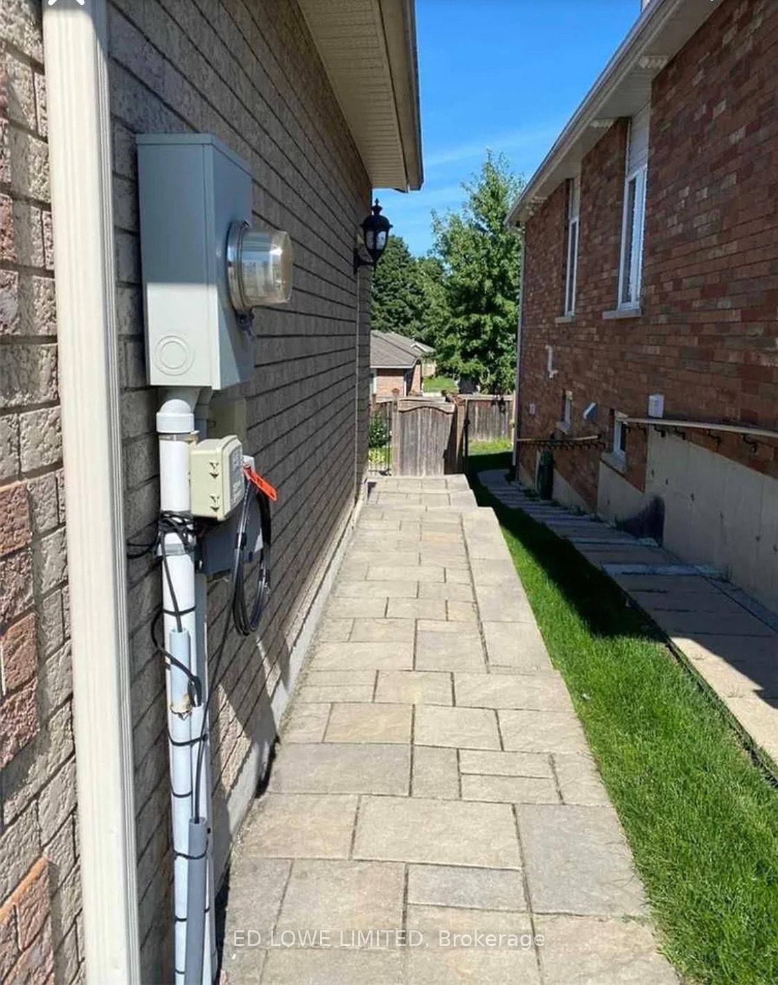 Photo 8 of Unit Basement, 165 Crompton Drive, Barrie, Little Lake — HOMEH