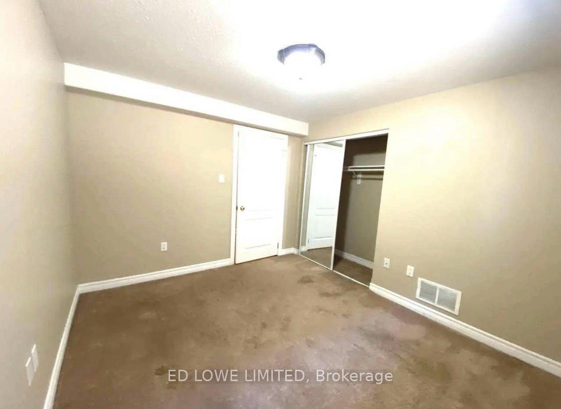 Photo 4 of Unit Basement, 165 Crompton Drive, Barrie, Little Lake — HOMEH