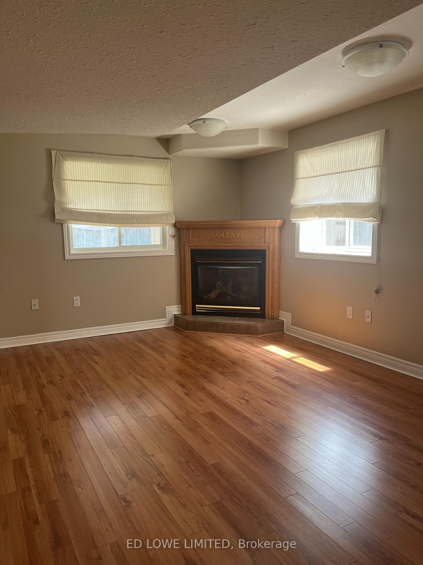 Photo 6 of Unit Basement, 165 Crompton Drive, Barrie, Little Lake — HOMEH