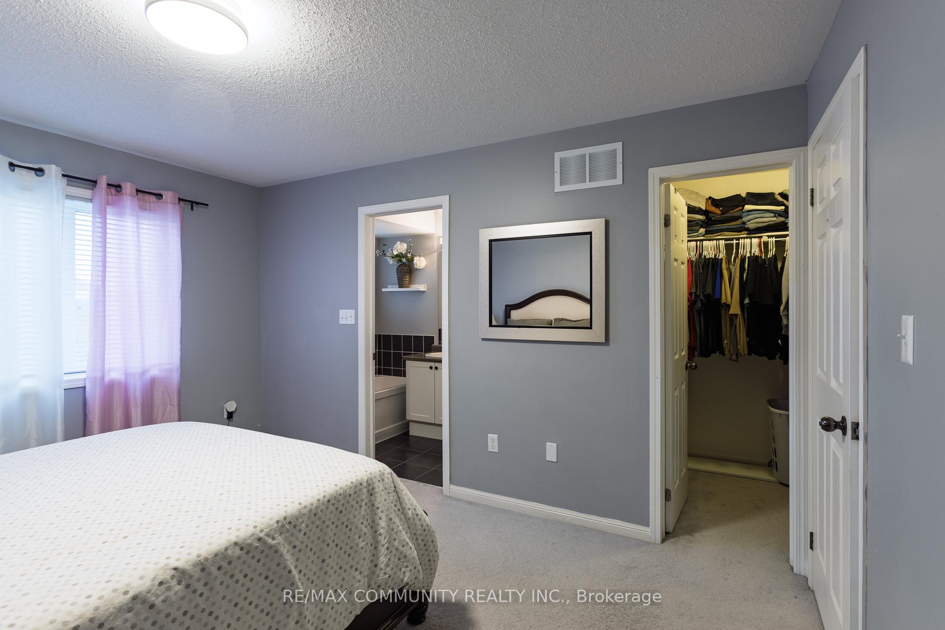 Photo 8 of 56 Farmstead Drive, Clarington, Bowmanville — HOMEH