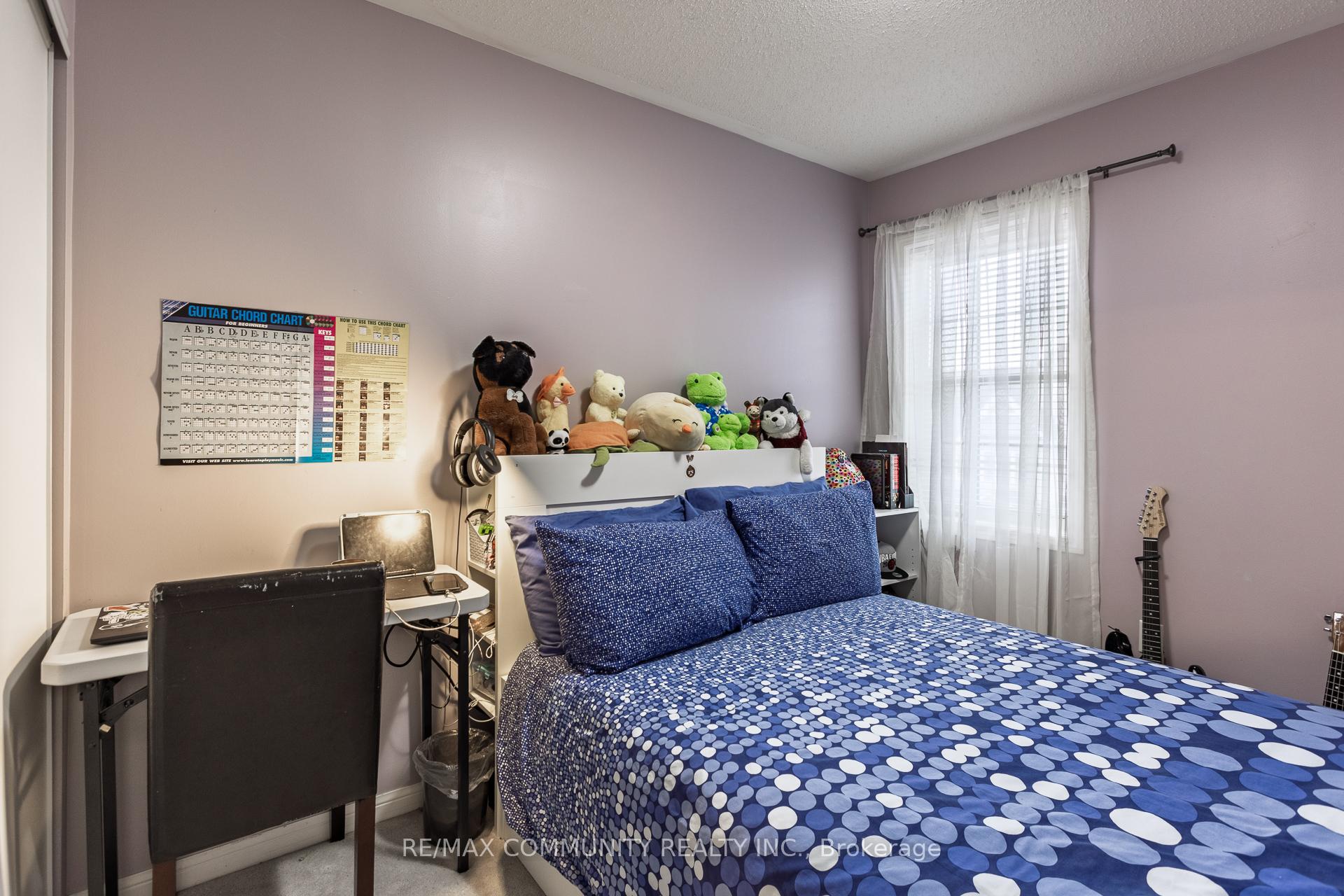Photo 10 of 56 Farmstead Drive, Clarington, Bowmanville — HOMEH
