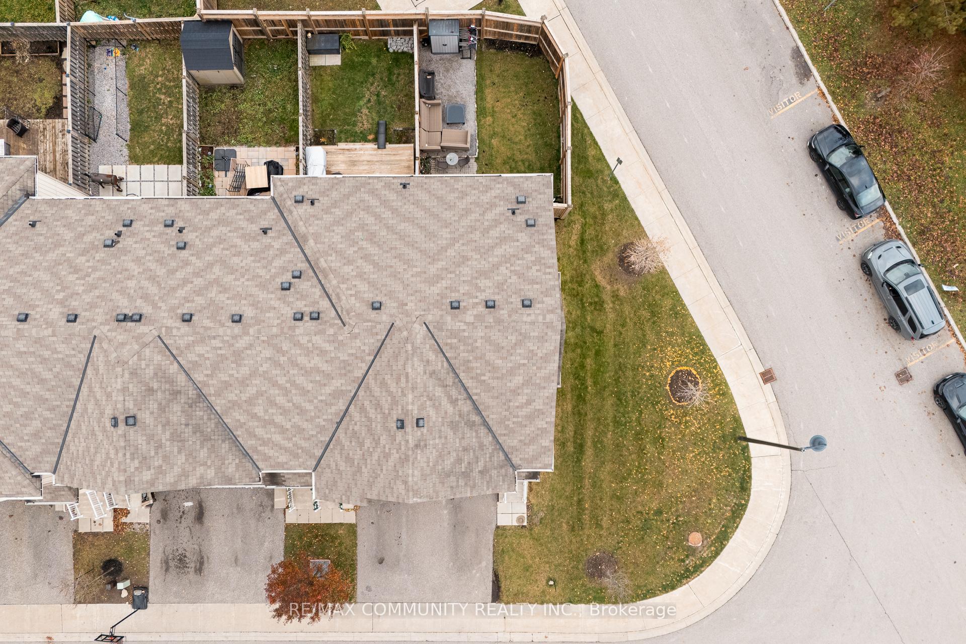 Photo 25 of 56 Farmstead Drive, Clarington, Bowmanville — HOMEH