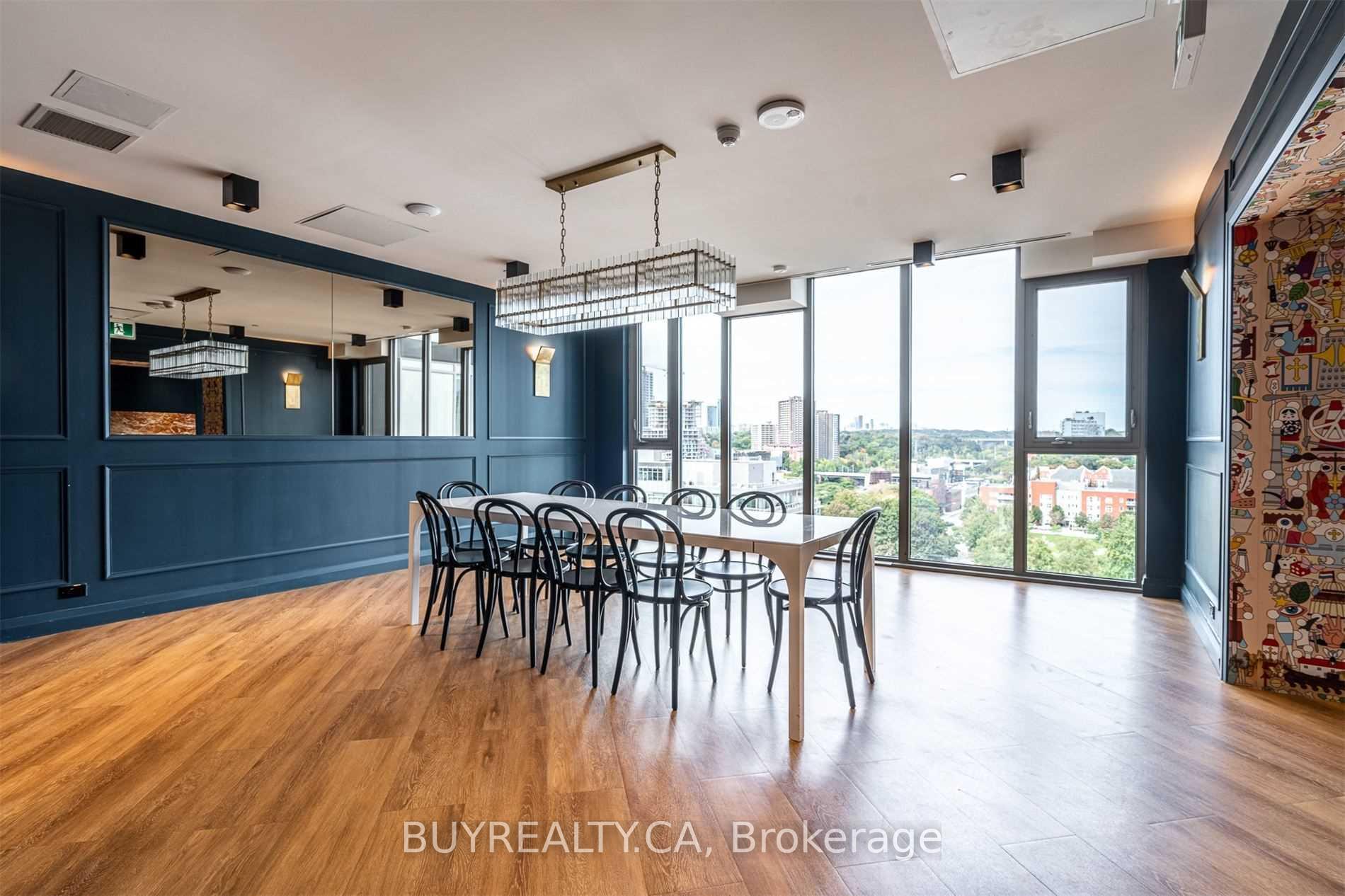 Photo 4 of Unit 1705, 15 Baseball Place S, Toronto, South Riverdale — HOMEH