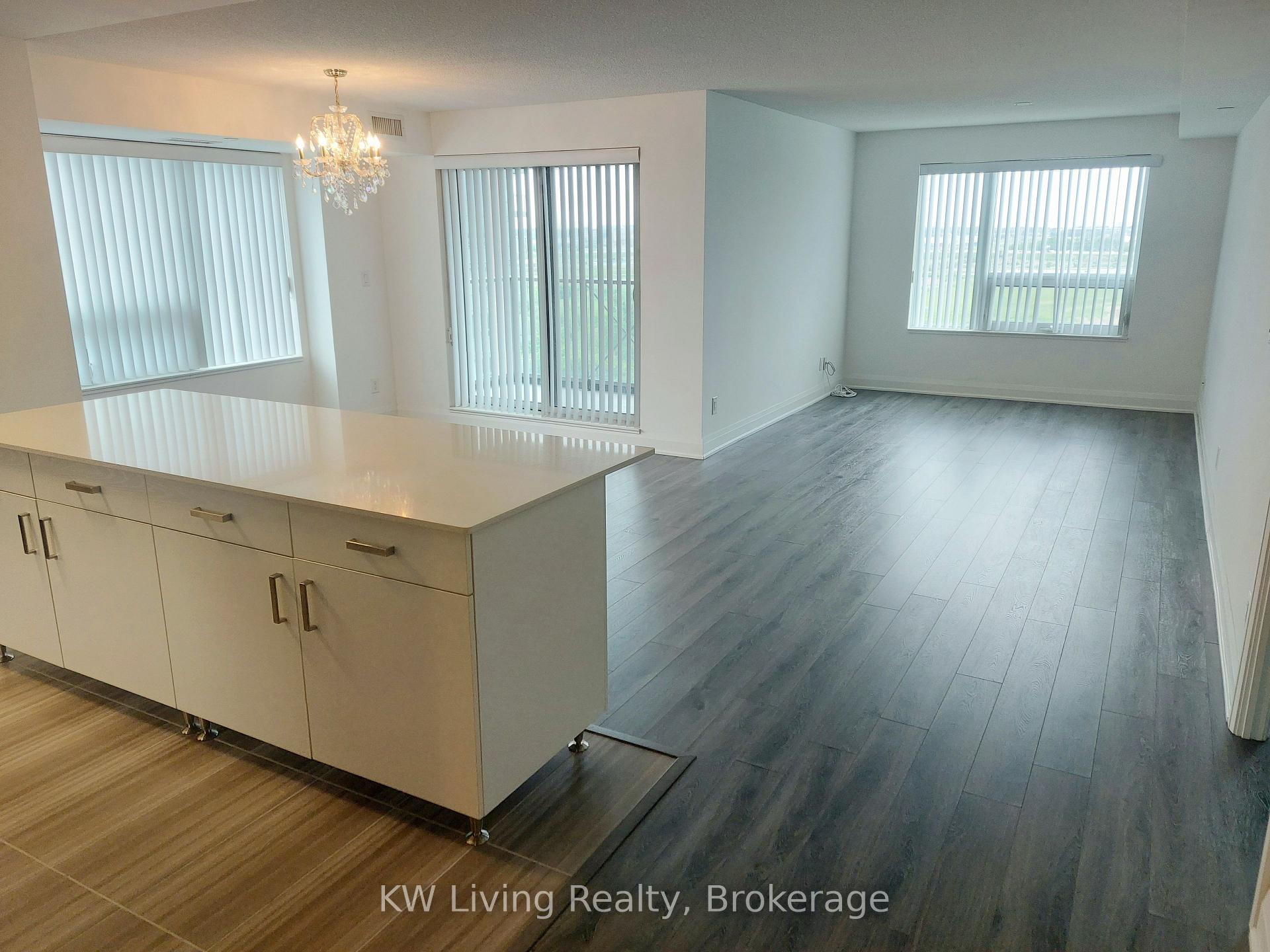 Photo 3 of Unit 1802, 1 Uptown Drive, Markham, Unionville — HOMEH