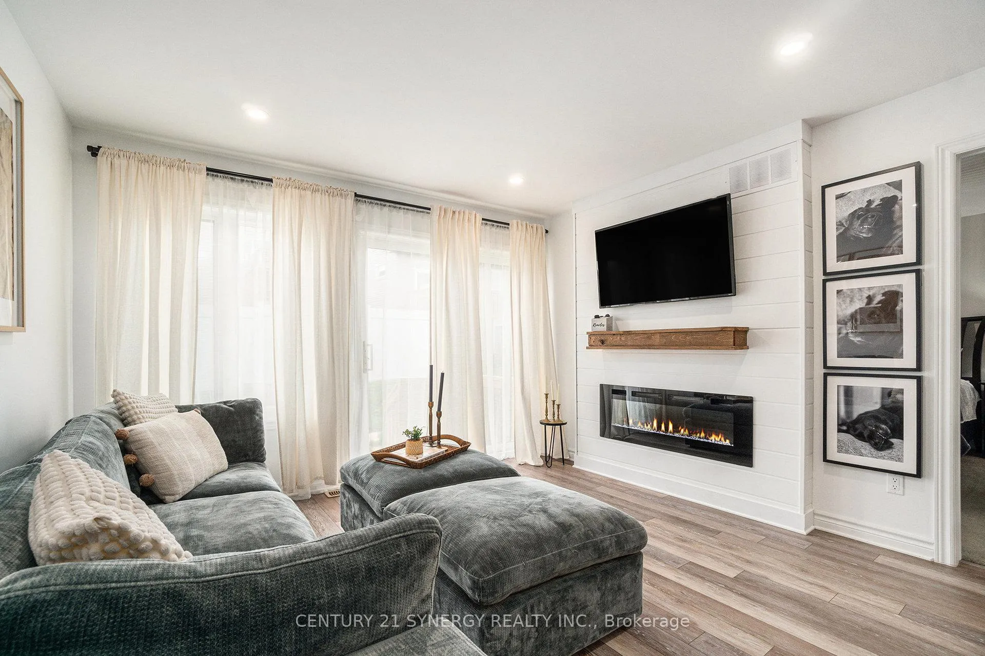 Photo 2 of 110 Seabert Drive, Arnprior — HOMEH