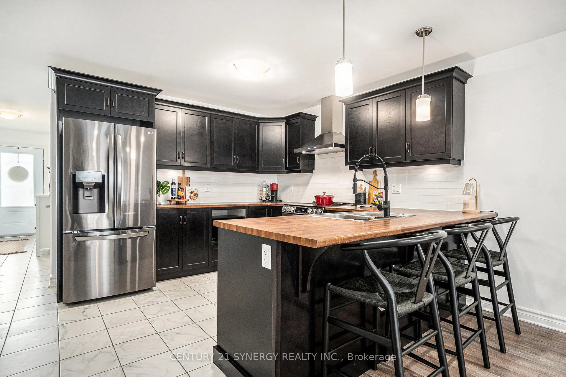 Photo 9 of 110 Seabert Drive, Arnprior — HOMEH