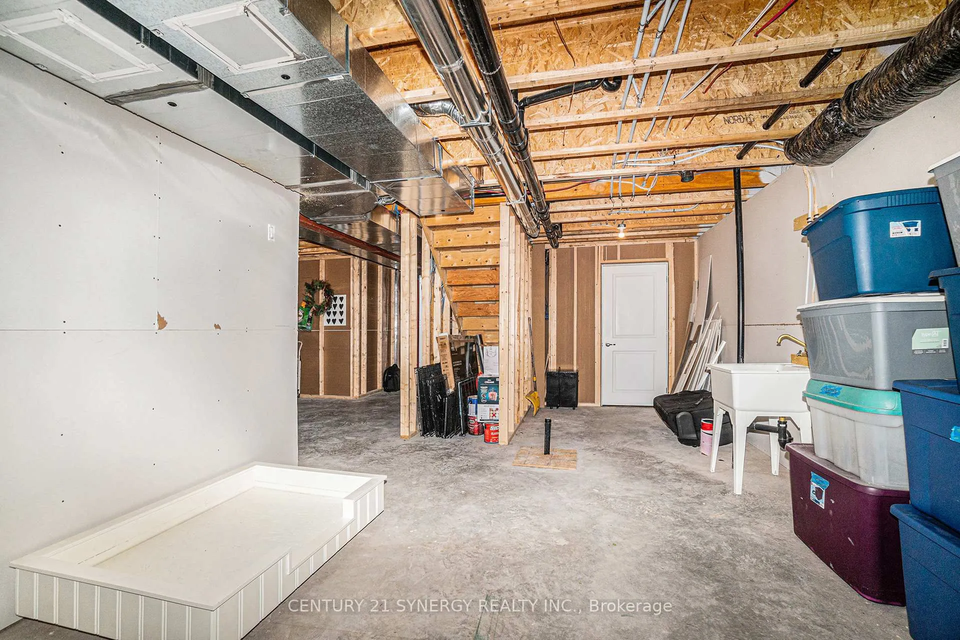 Photo 20 of 110 Seabert Drive, Arnprior — HOMEH