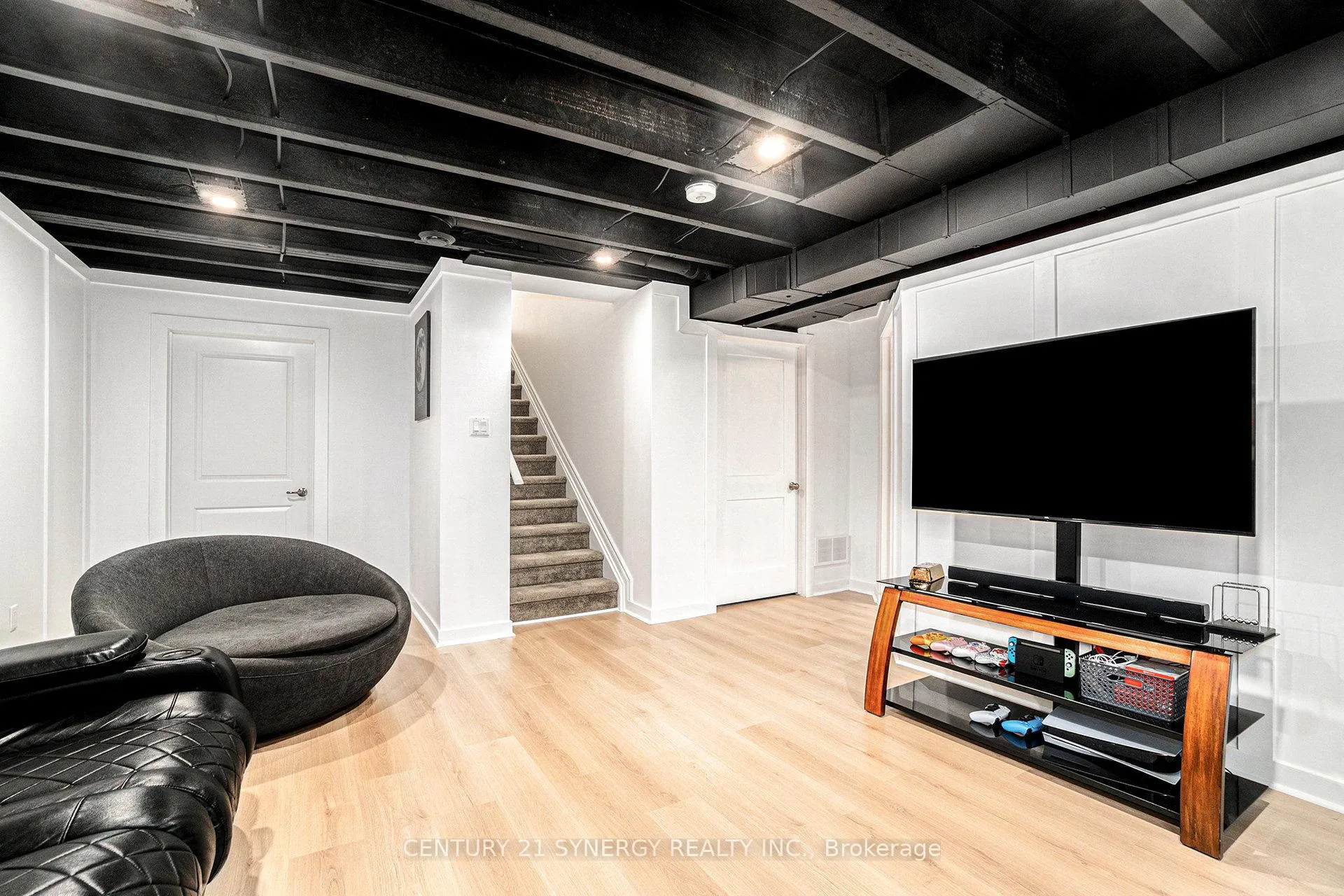 Photo 22 of 110 Seabert Drive, Arnprior — HOMEH