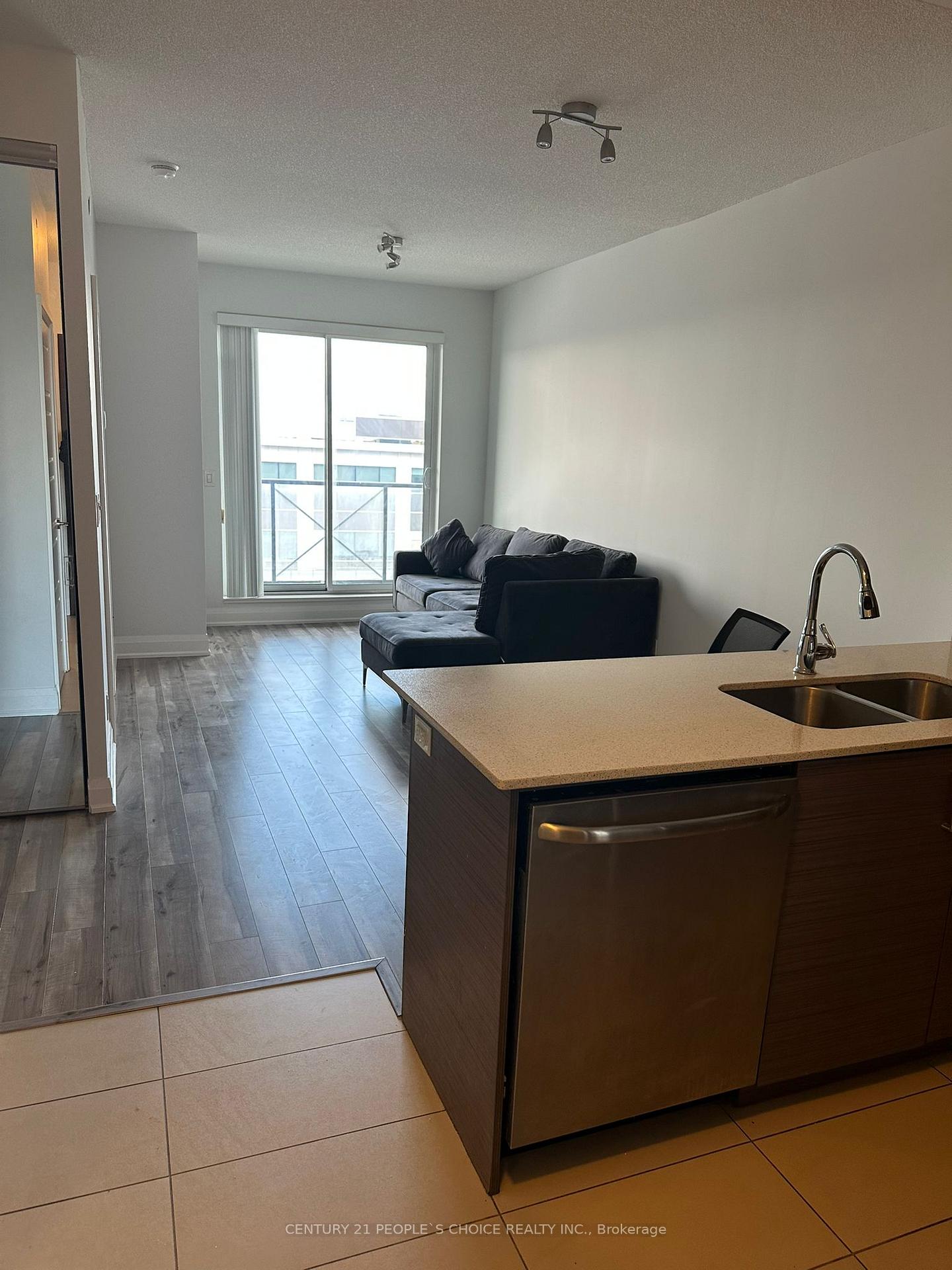 Photo 6 of Unit 625, 8228 Birchmount Road, Markham, Unionville — HOMEH