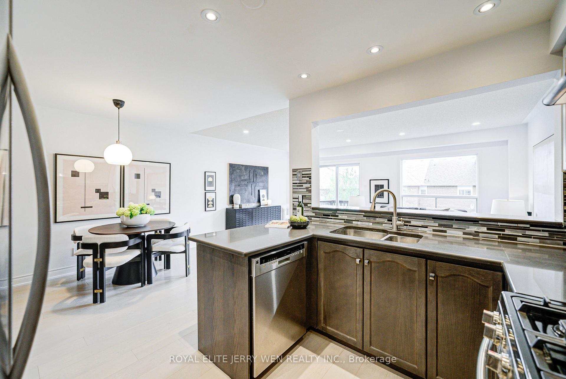 Photo 10 of 112 Mugford Road, Aurora, Bayview Wellington — HOMEH