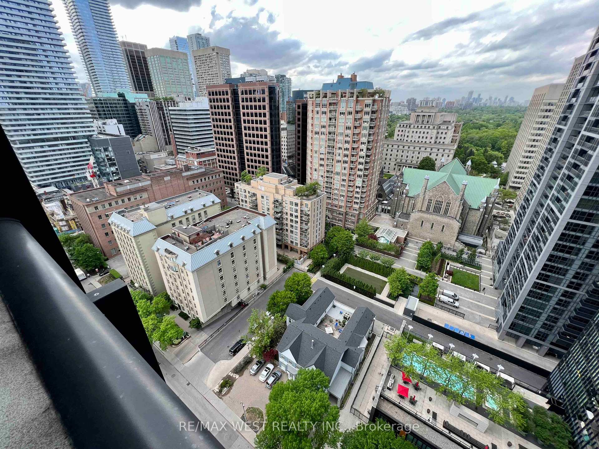Photo 16 of Unit 1907, 101 Charles Street E, Toronto, Church-Yonge Corridor — HOMEH