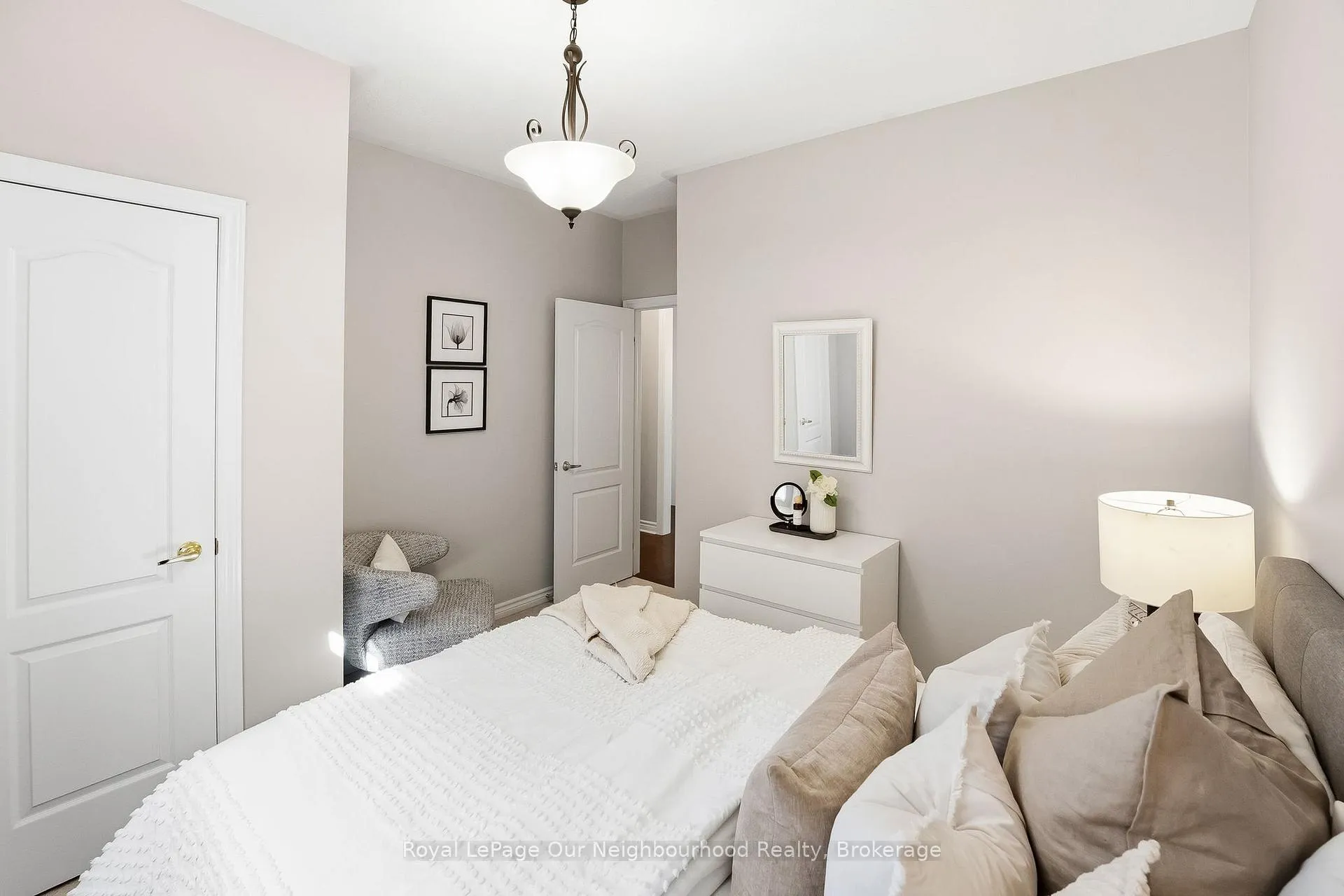 Photo 23 of 36 Florence Drive, Whitby, Taunton North — HOMEH