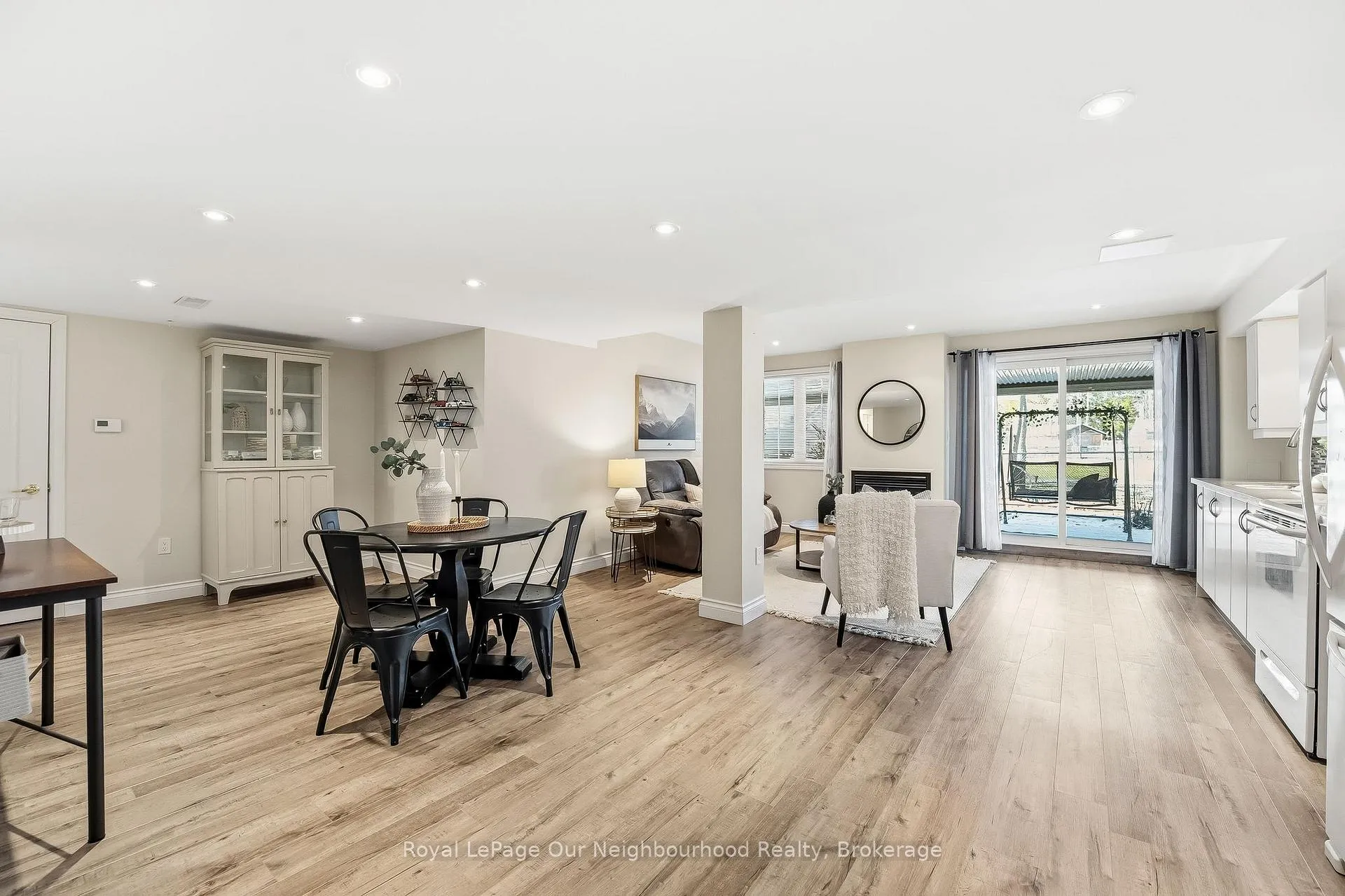 Photo 30 of 36 Florence Drive, Whitby, Taunton North — HOMEH