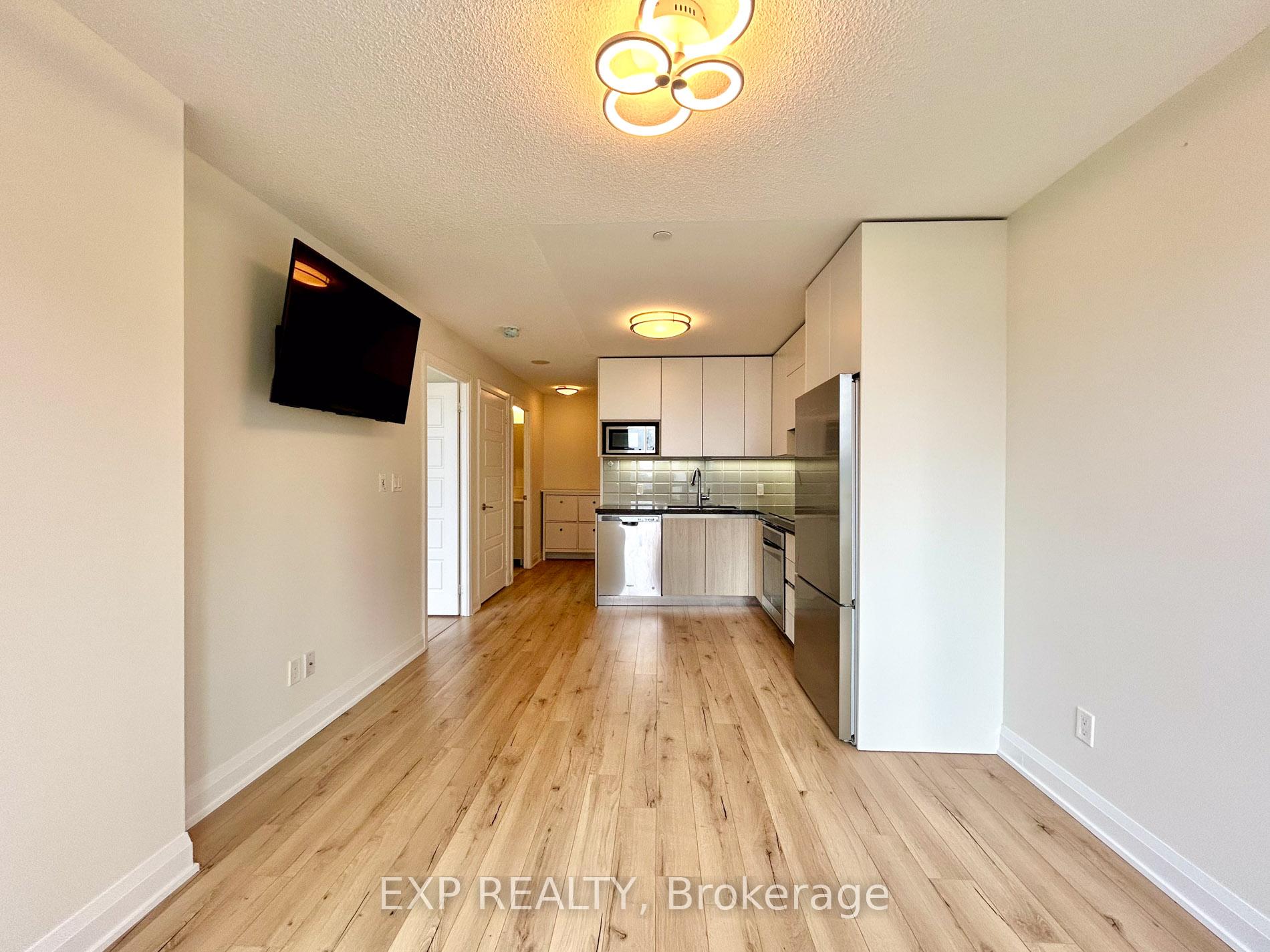 Photo 6 of Unit 705, 15 Water Walk Drive, Markham, Unionville — HOMEH