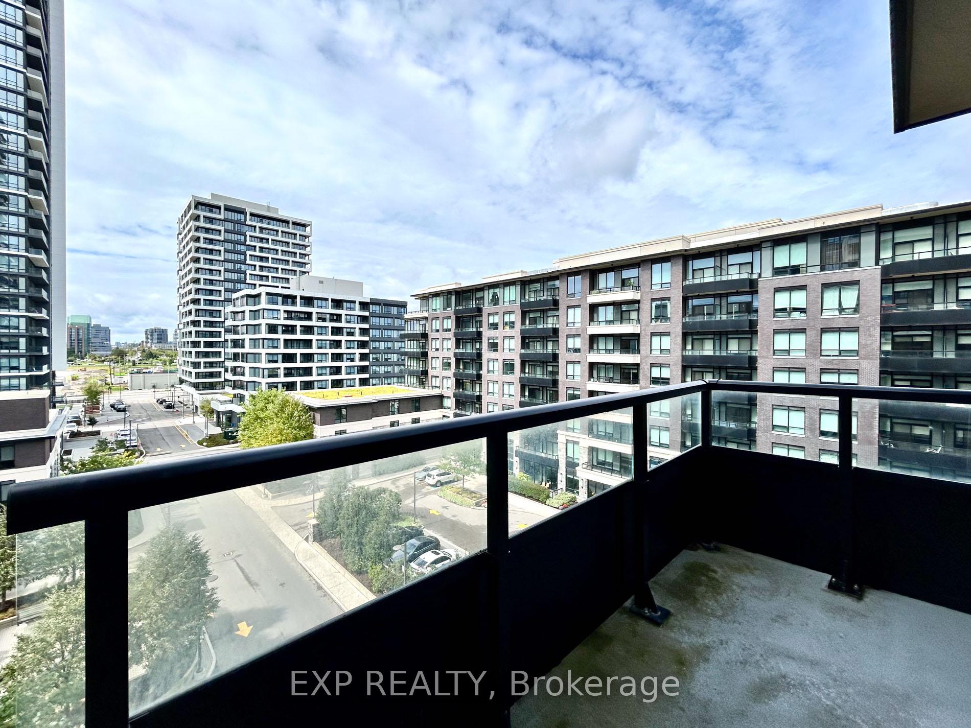 Photo 9 of Unit 705, 15 Water Walk Drive, Markham, Unionville — HOMEH