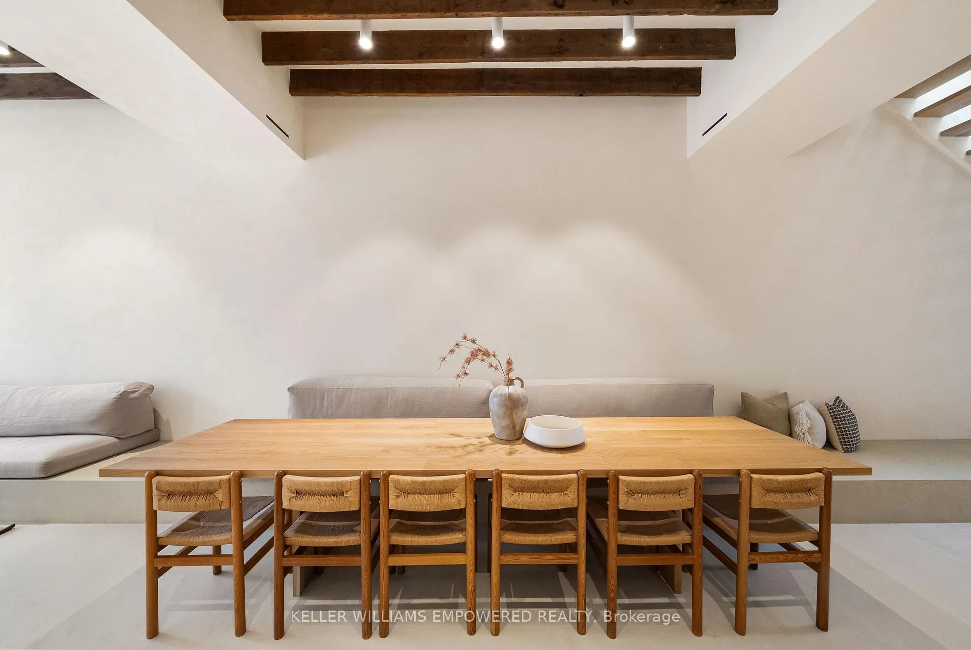 Photo 10 of Unit 2, 722 Lansdowne Avenue, Toronto, Dovercourt-Wallace Emerson-Junction — HOMEH