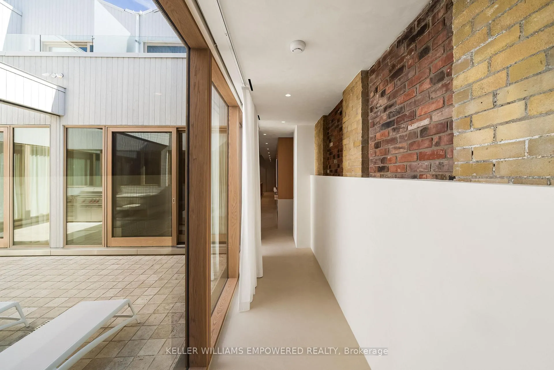 Photo 11 of Unit 2, 722 Lansdowne Avenue, Toronto, Dovercourt-Wallace Emerson-Junction — HOMEH