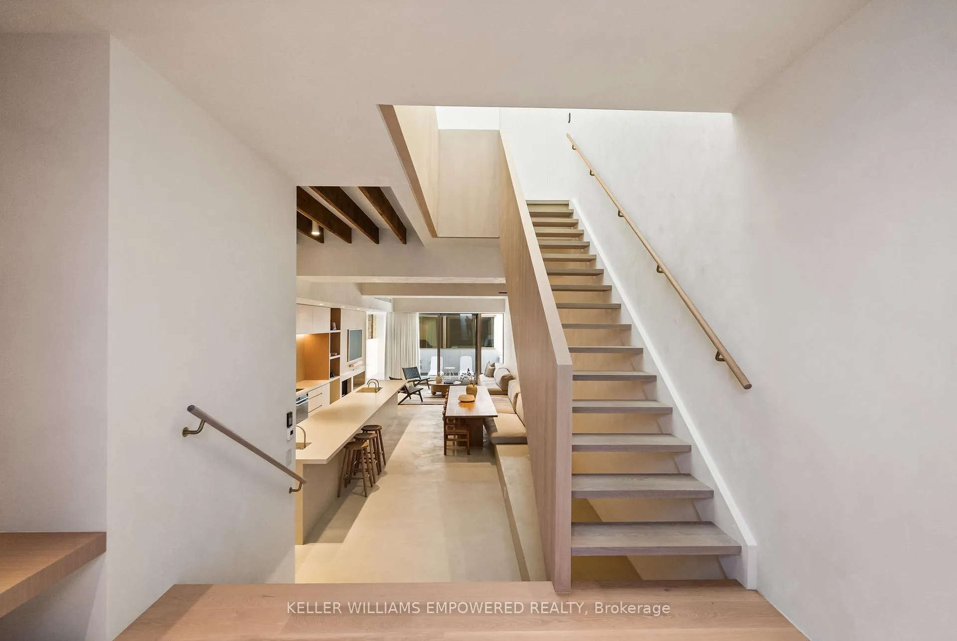 Photo 26 of Unit 2, 722 Lansdowne Avenue, Toronto, Dovercourt-Wallace Emerson-Junction — HOMEH
