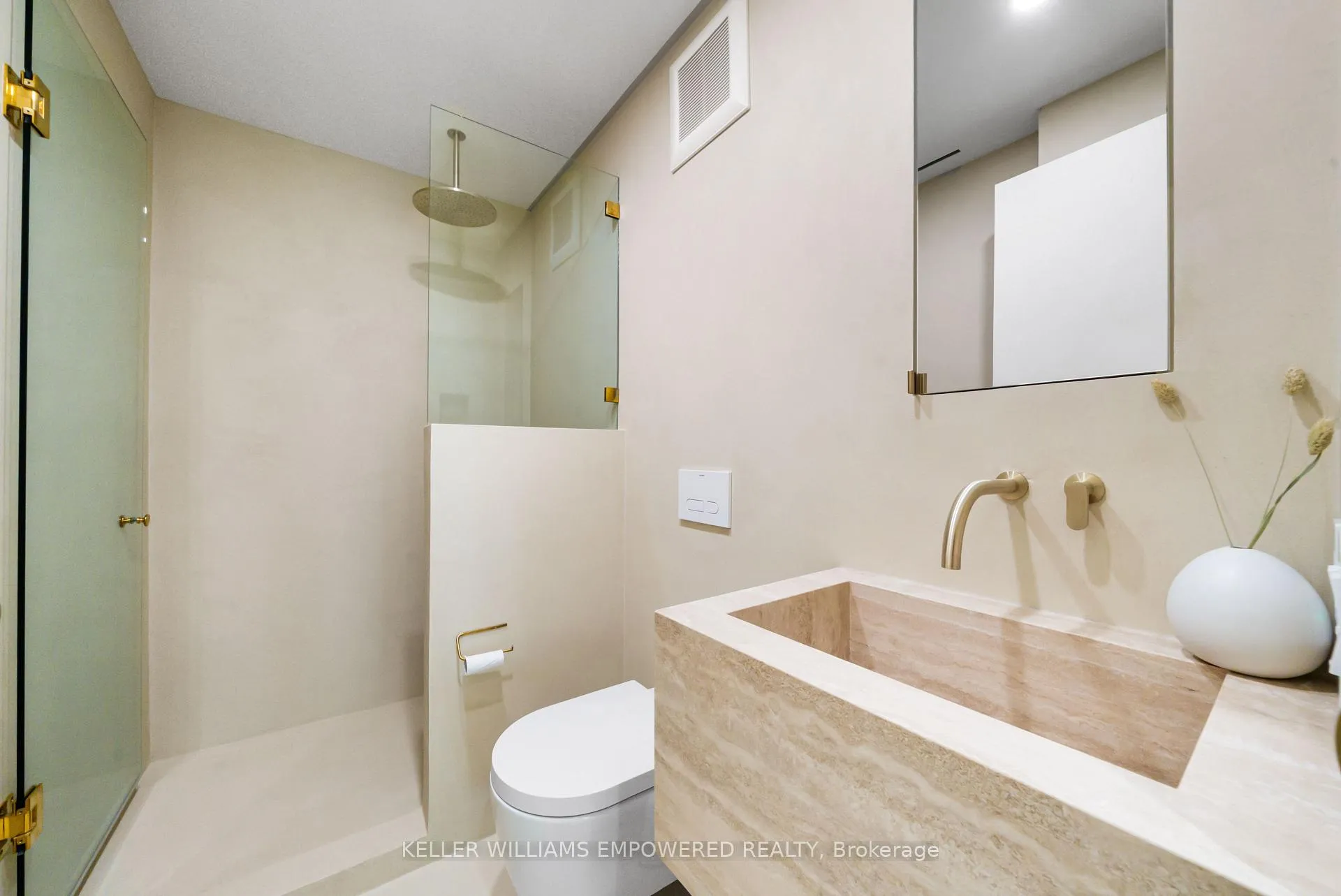 Photo 32 of Unit 2, 722 Lansdowne Avenue, Toronto, Dovercourt-Wallace Emerson-Junction — HOMEH