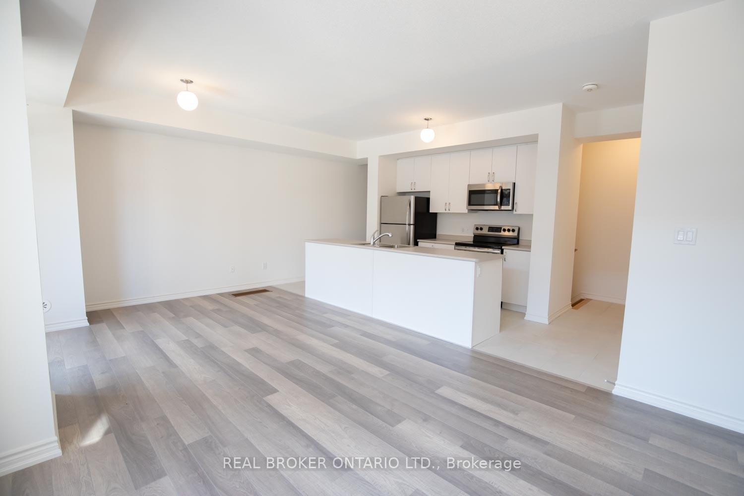 Photo 6 of Unit 36, 2574 Ladyfern Crossing, Pickering, Duffin Heights — HOMEH