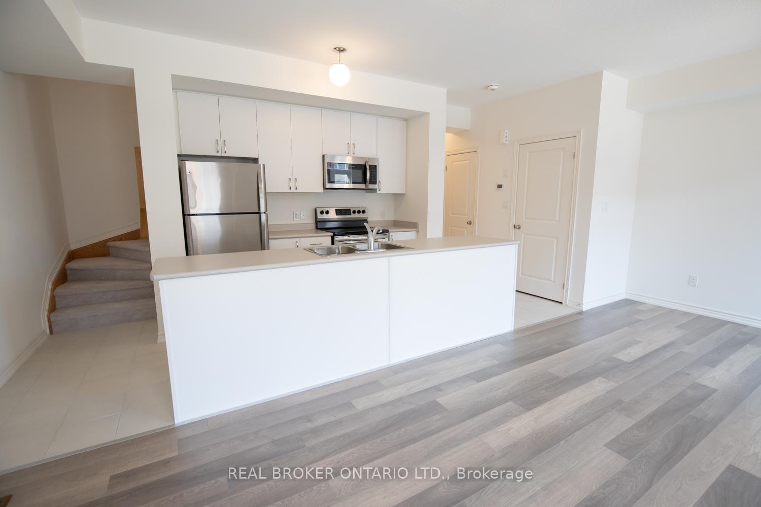 Photo 9 of Unit 36, 2574 Ladyfern Crossing, Pickering, Duffin Heights — HOMEH