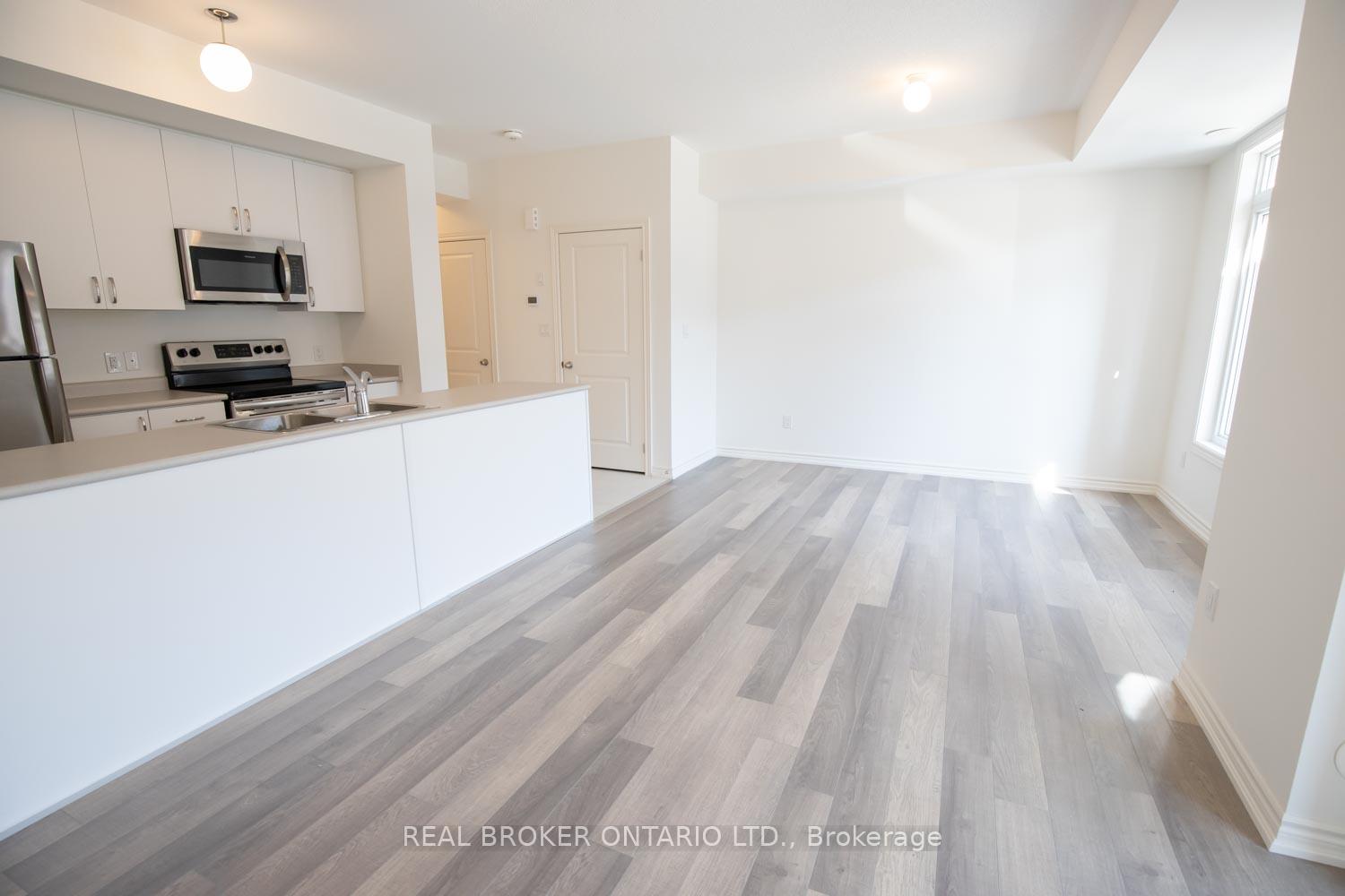 Photo 10 of Unit 36, 2574 Ladyfern Crossing, Pickering, Duffin Heights — HOMEH