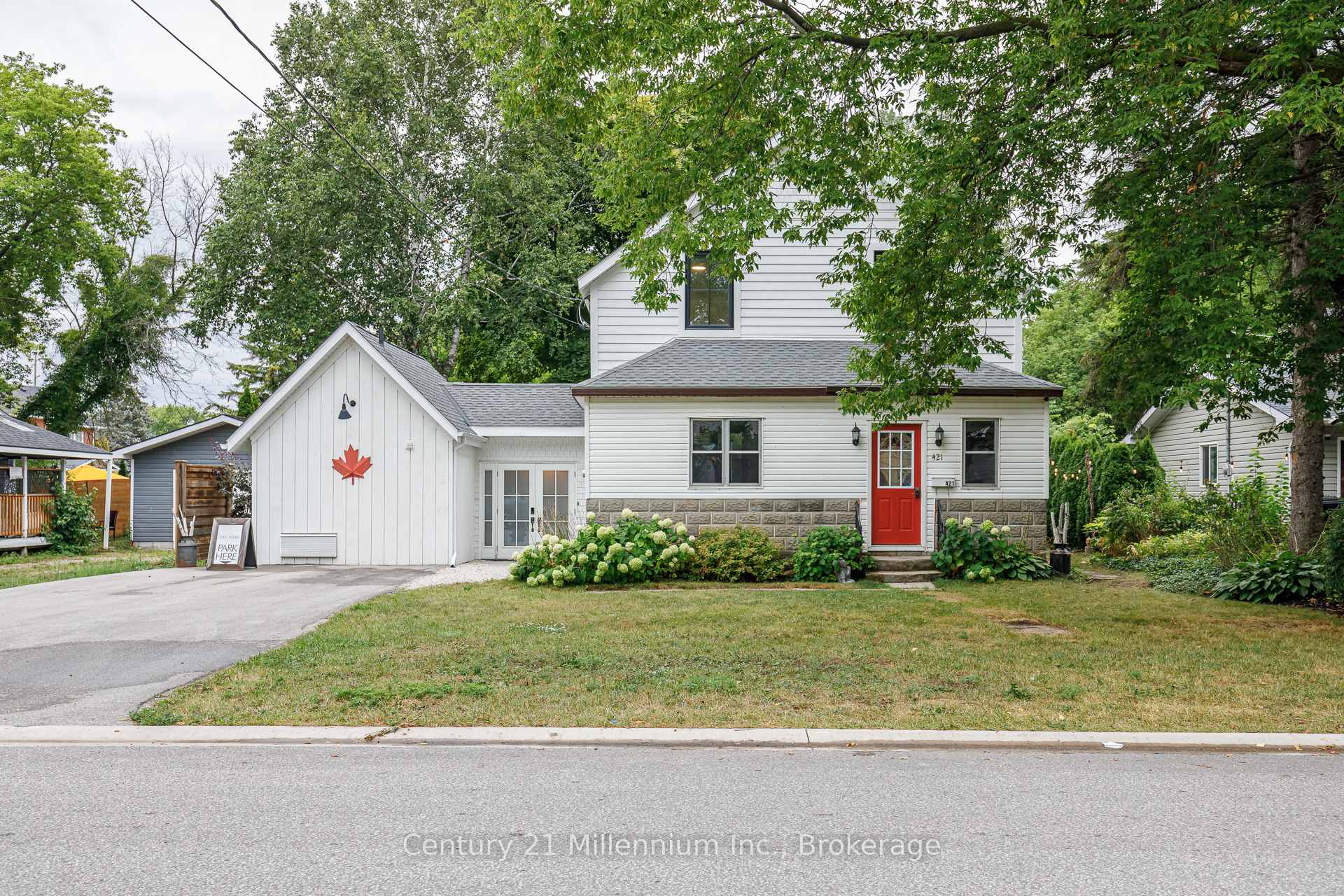 Photo 2 of 421 Napier Street, Collingwood — HOMEH
