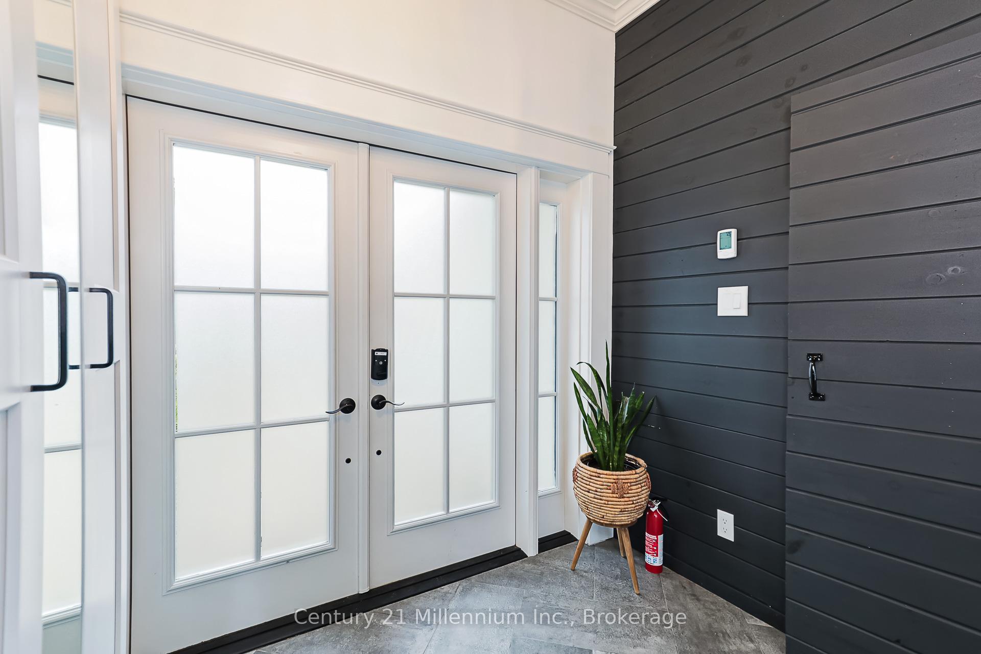 Photo 6 of 421 Napier Street, Collingwood — HOMEH