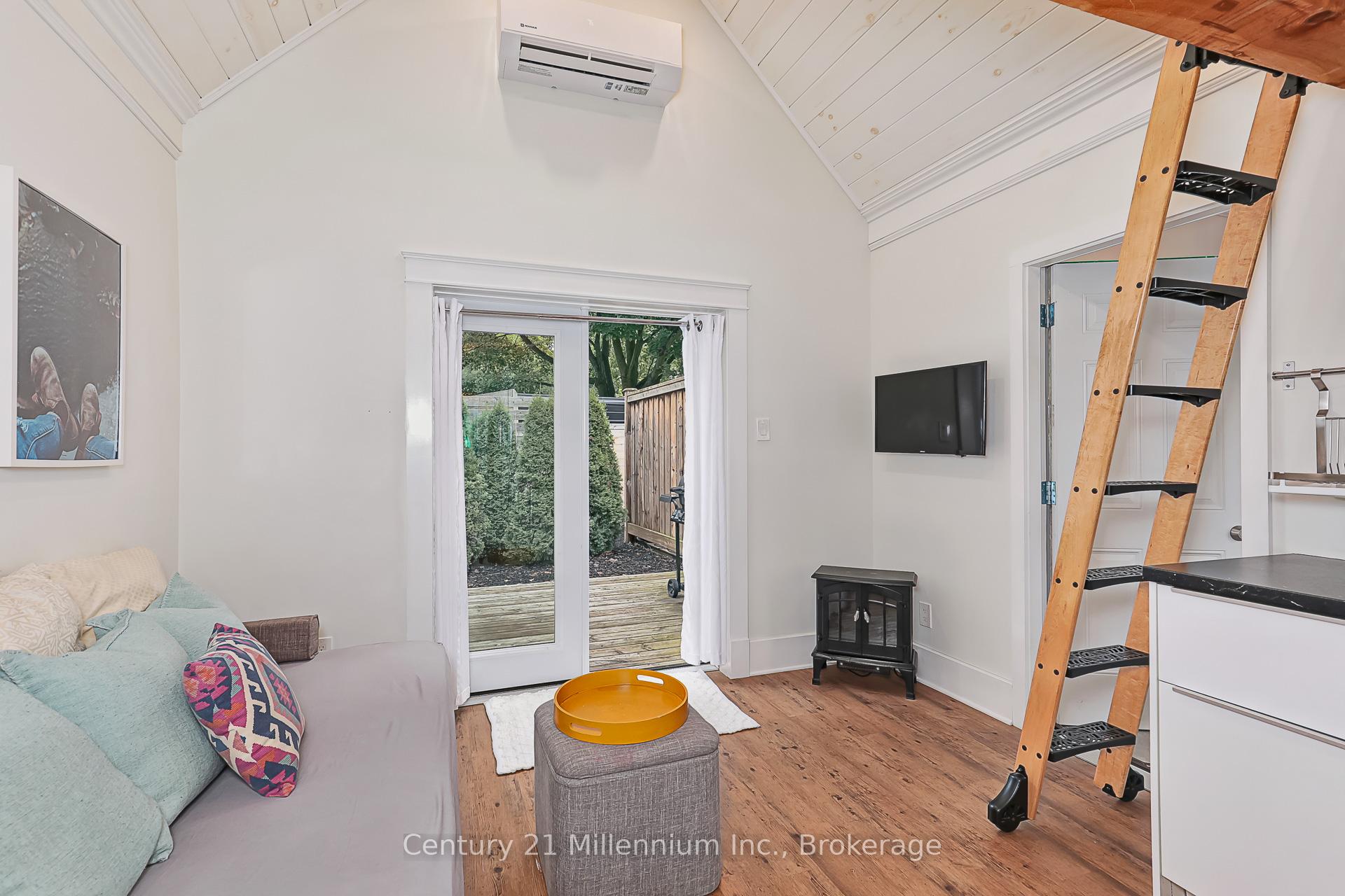 Photo 8 of 421 Napier Street, Collingwood — HOMEH