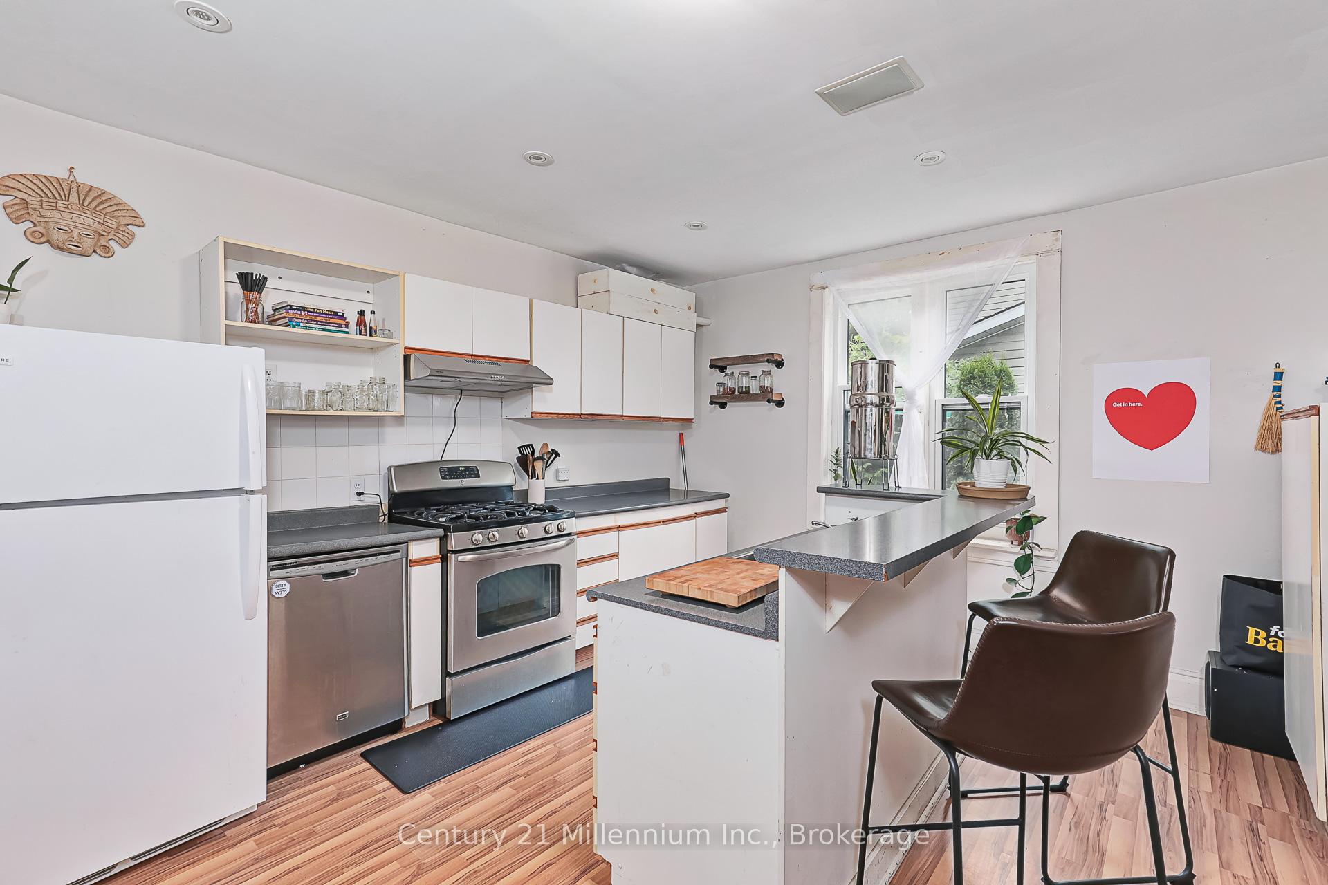Photo 25 of 421 Napier Street, Collingwood — HOMEH