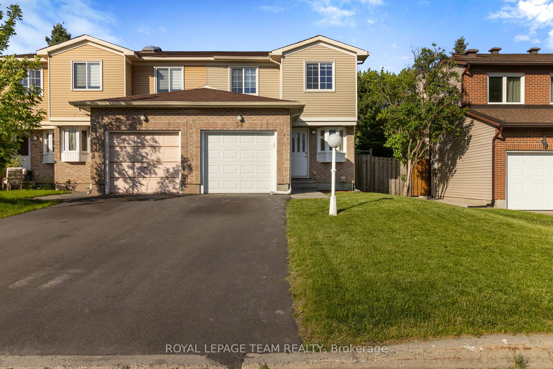 Photo 1 of 34 Shadetree Crescent, Ottawa, Borden Farm/Stewart Farm/Carleton Heights/Parkwood Hills — HOMEH