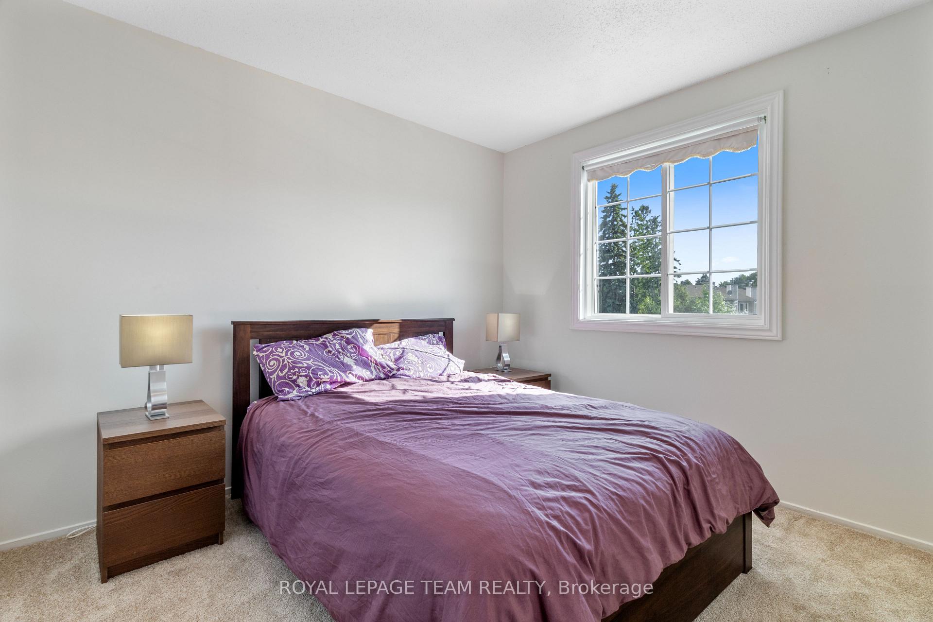 Photo 23 of 34 Shadetree Crescent, Ottawa, Borden Farm/Stewart Farm/Carleton Heights/Parkwood Hills — HOMEH