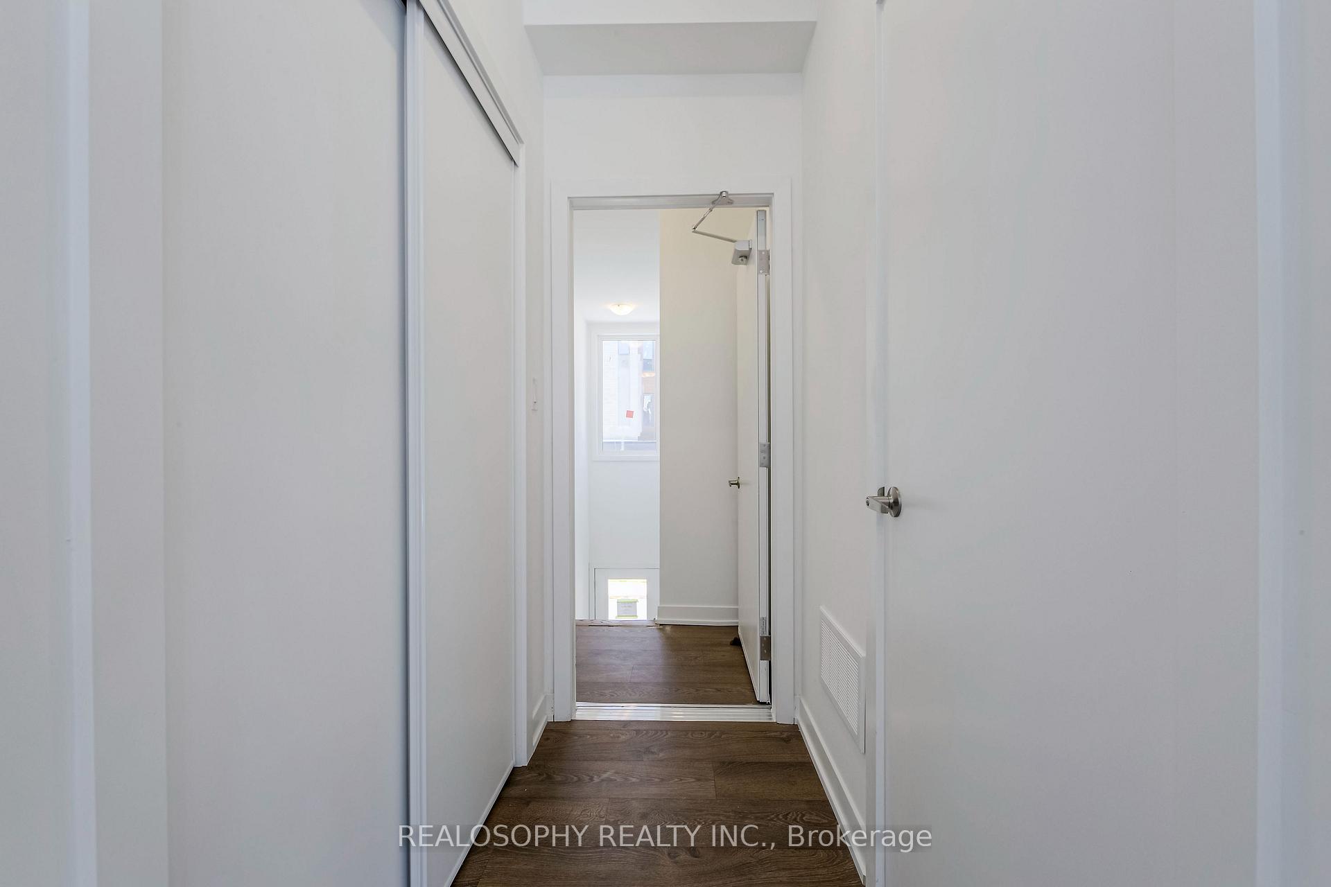 Photo 4 of Unit 6, 88 Turtle Island Road, Toronto, Englemount-Lawrence — HOMEH