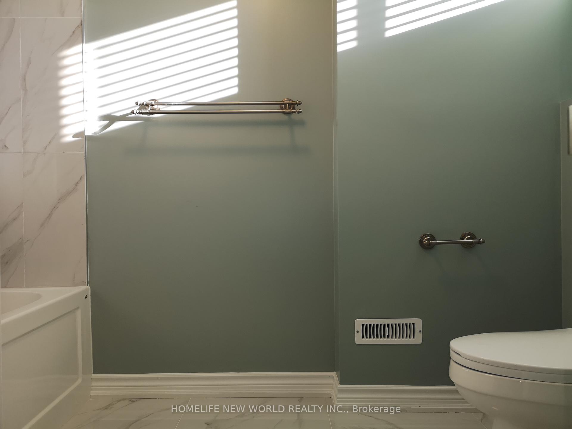 Photo 14 of Unit Main, 96 Roth Street, Aurora, Rural Aurora — HOMEH