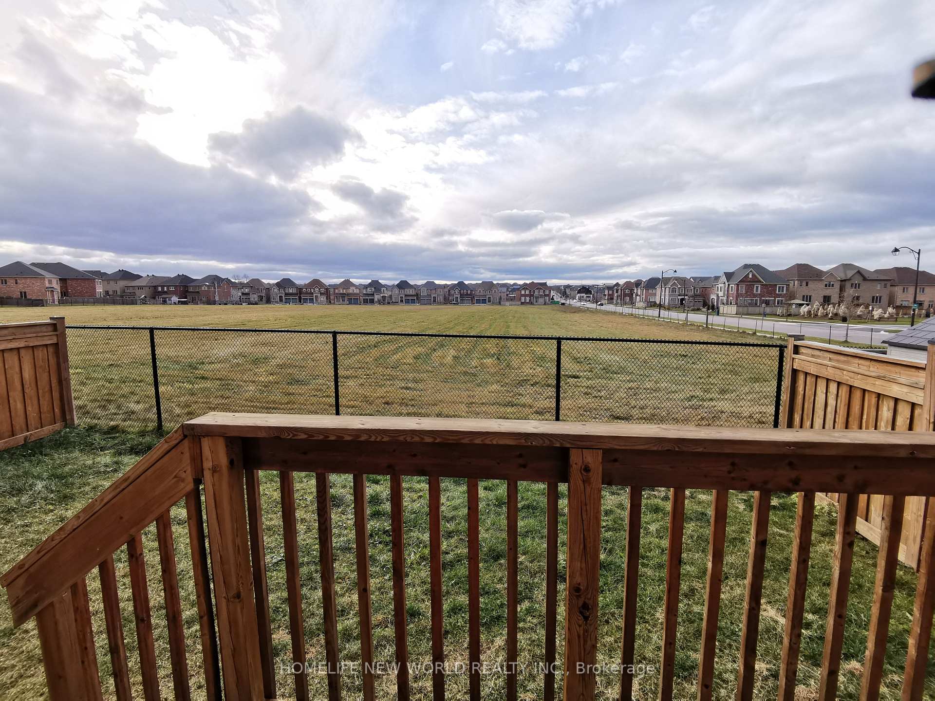Photo 17 of Unit Main, 96 Roth Street, Aurora, Rural Aurora — HOMEH