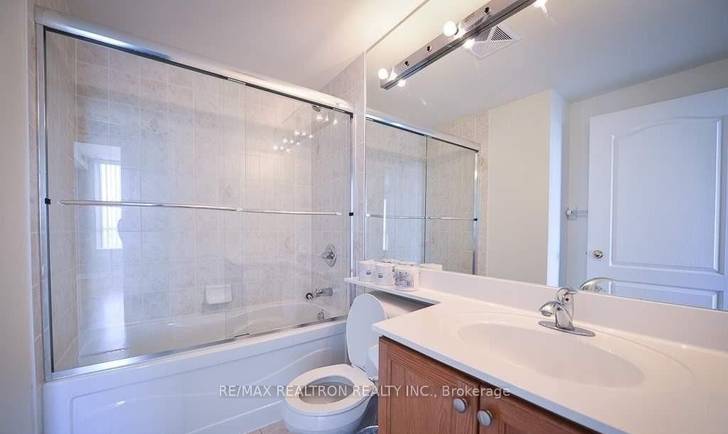 Photo 14 of Unit 609, 88 Promenade Circle, Vaughan, Brownridge — HOMEH